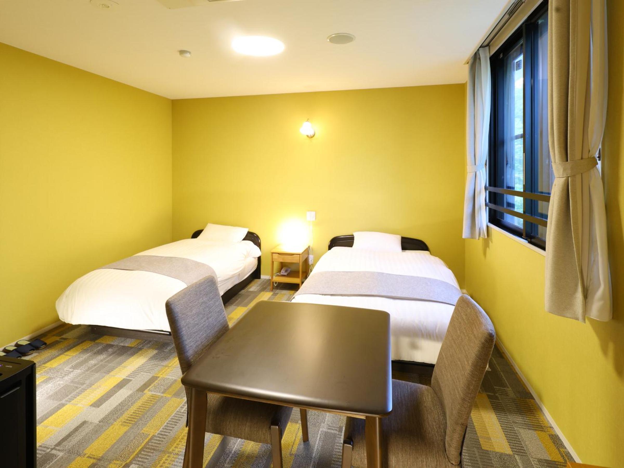 Twin Room with Bathroom