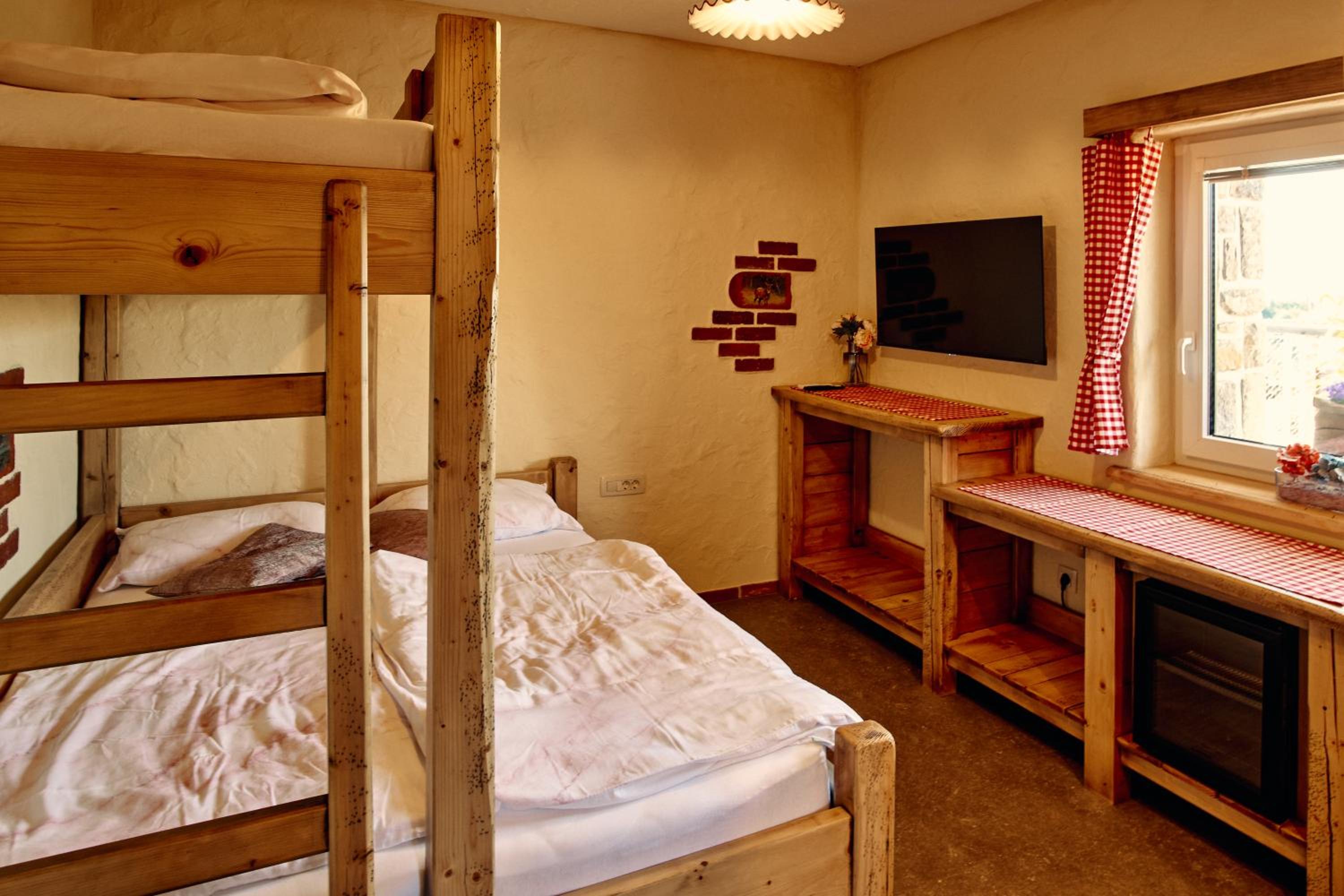 Double Room with Patio photo 3