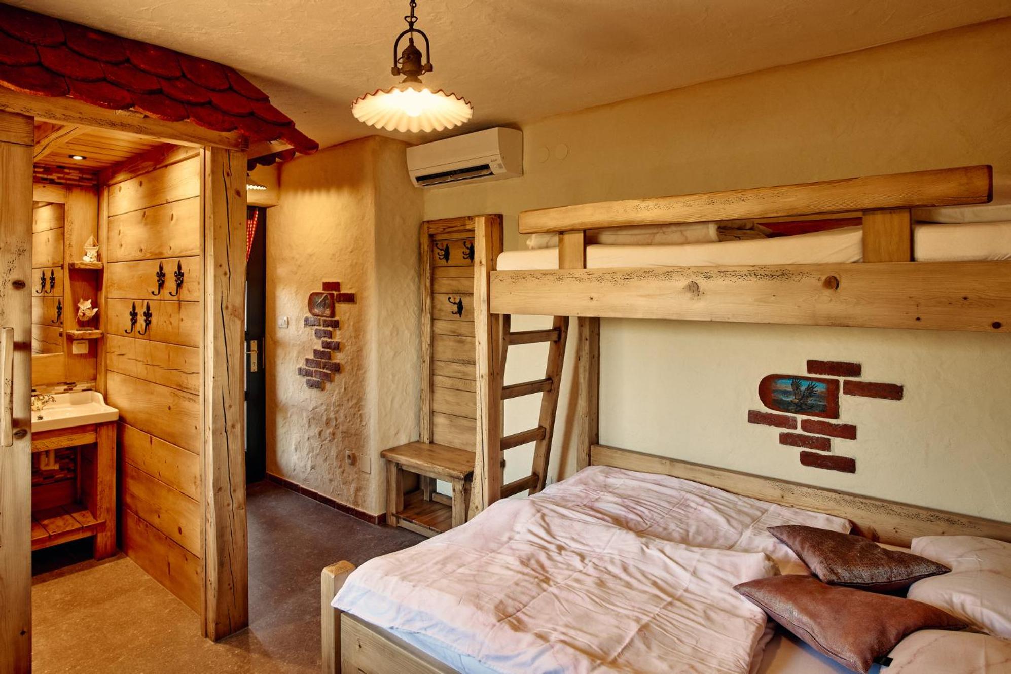 Double Room with Patio photo 2