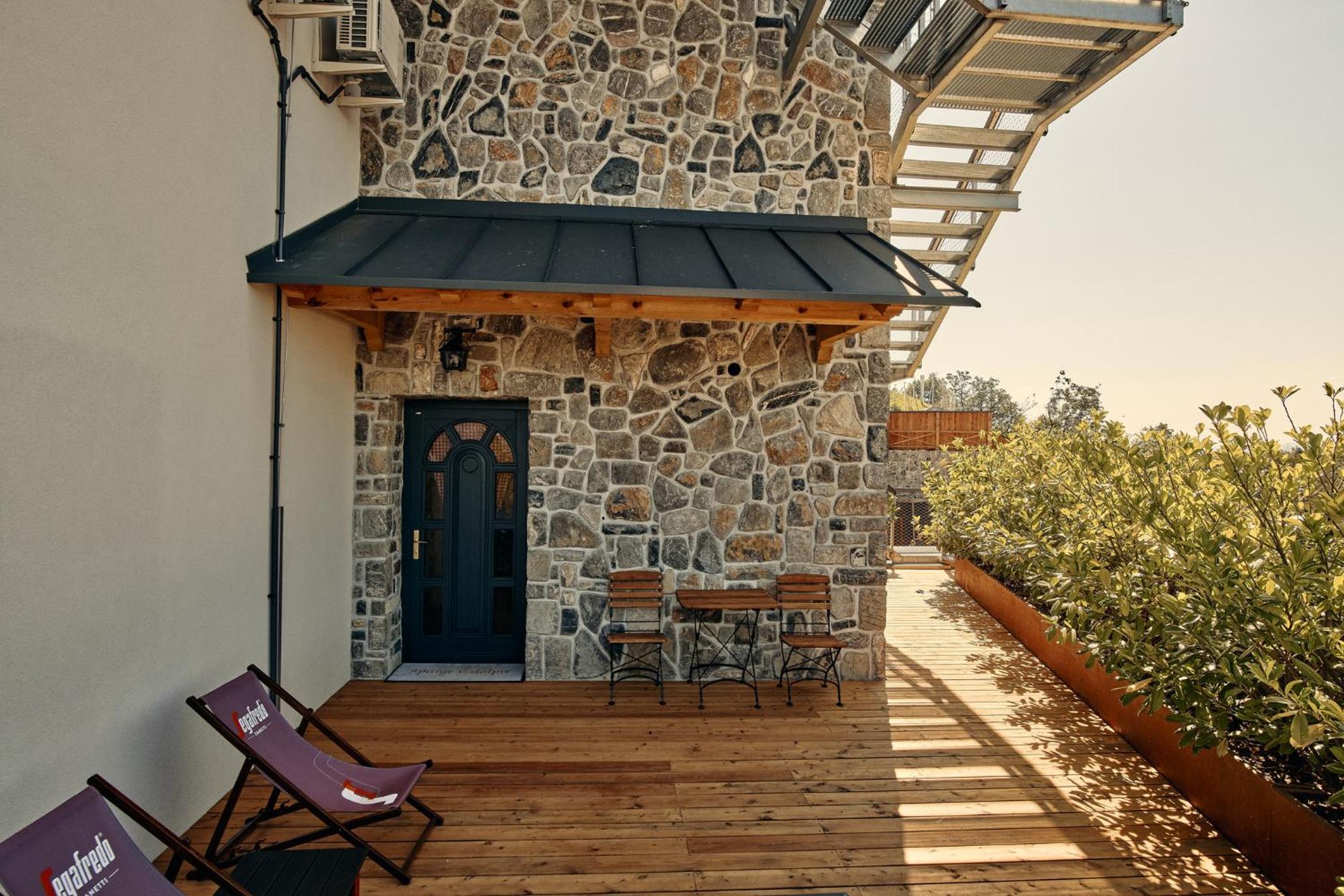 Double Room with Patio photo 1