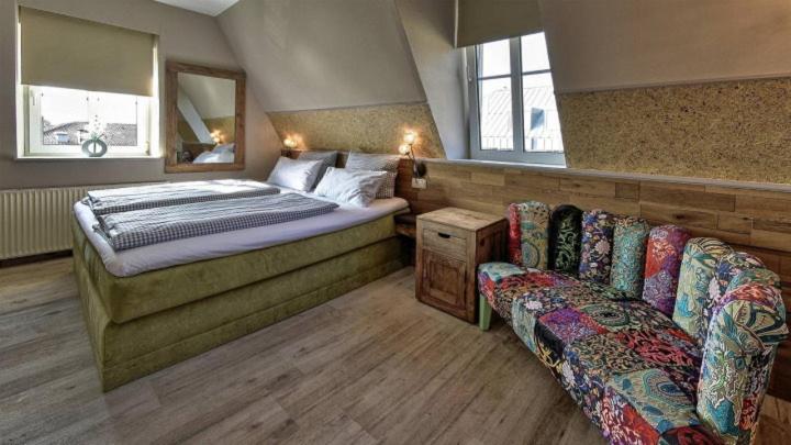 Budget Double Room photo 2