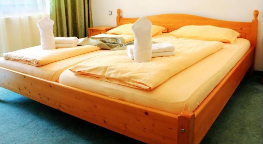 Standard Double or Twin Room photo 3