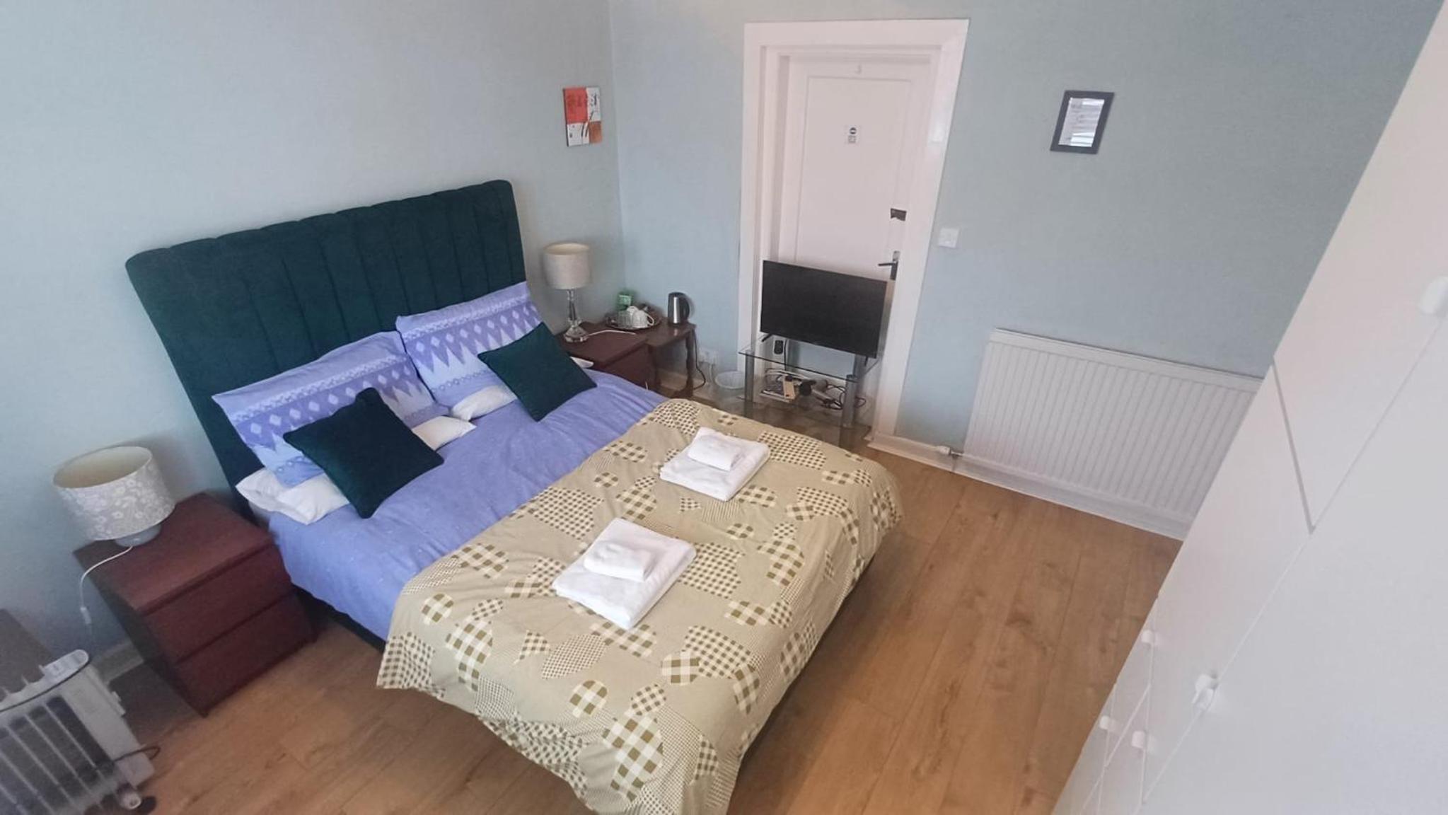 Standard King Room - Photo 1