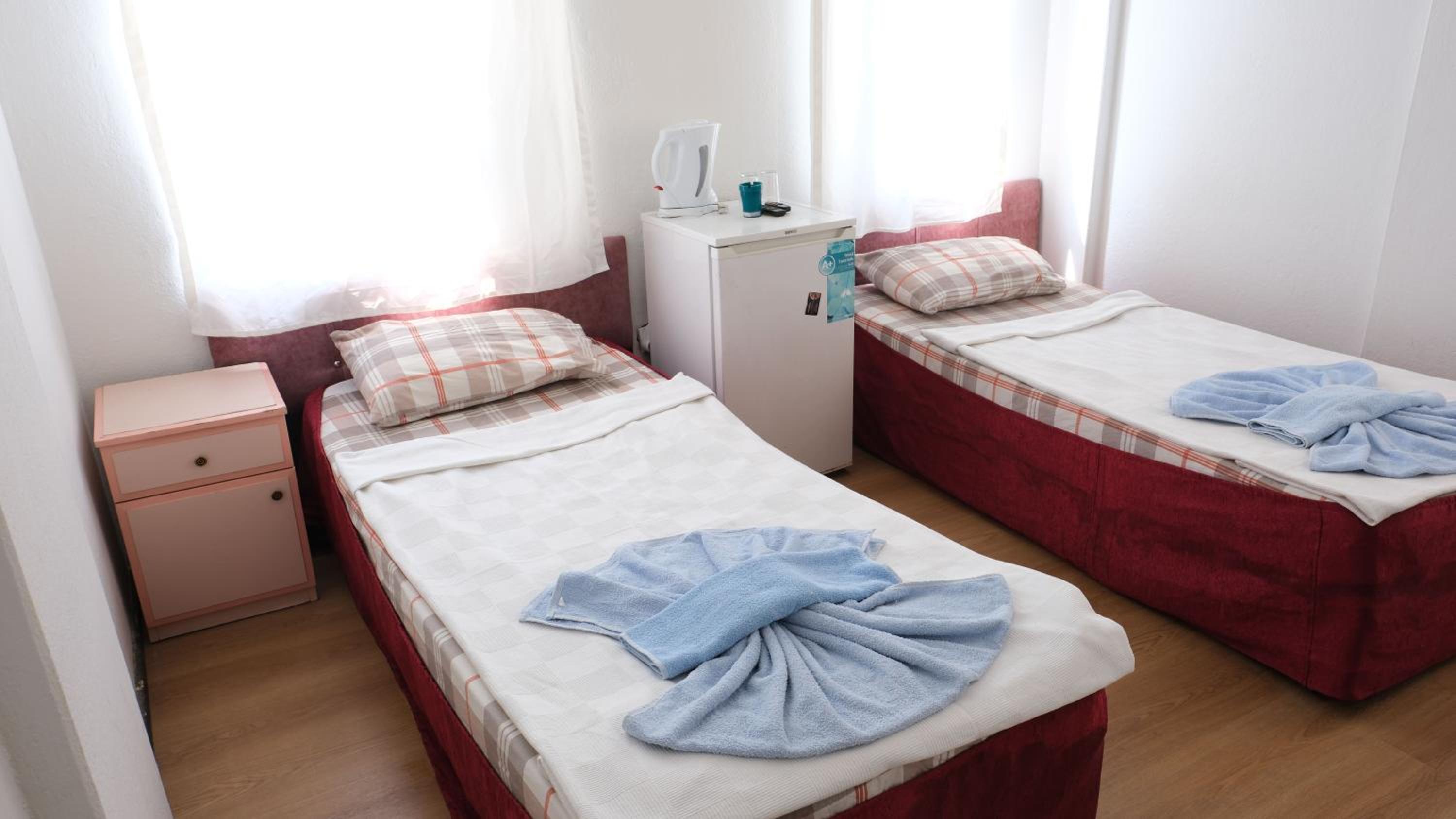 Double Room - Photo 11