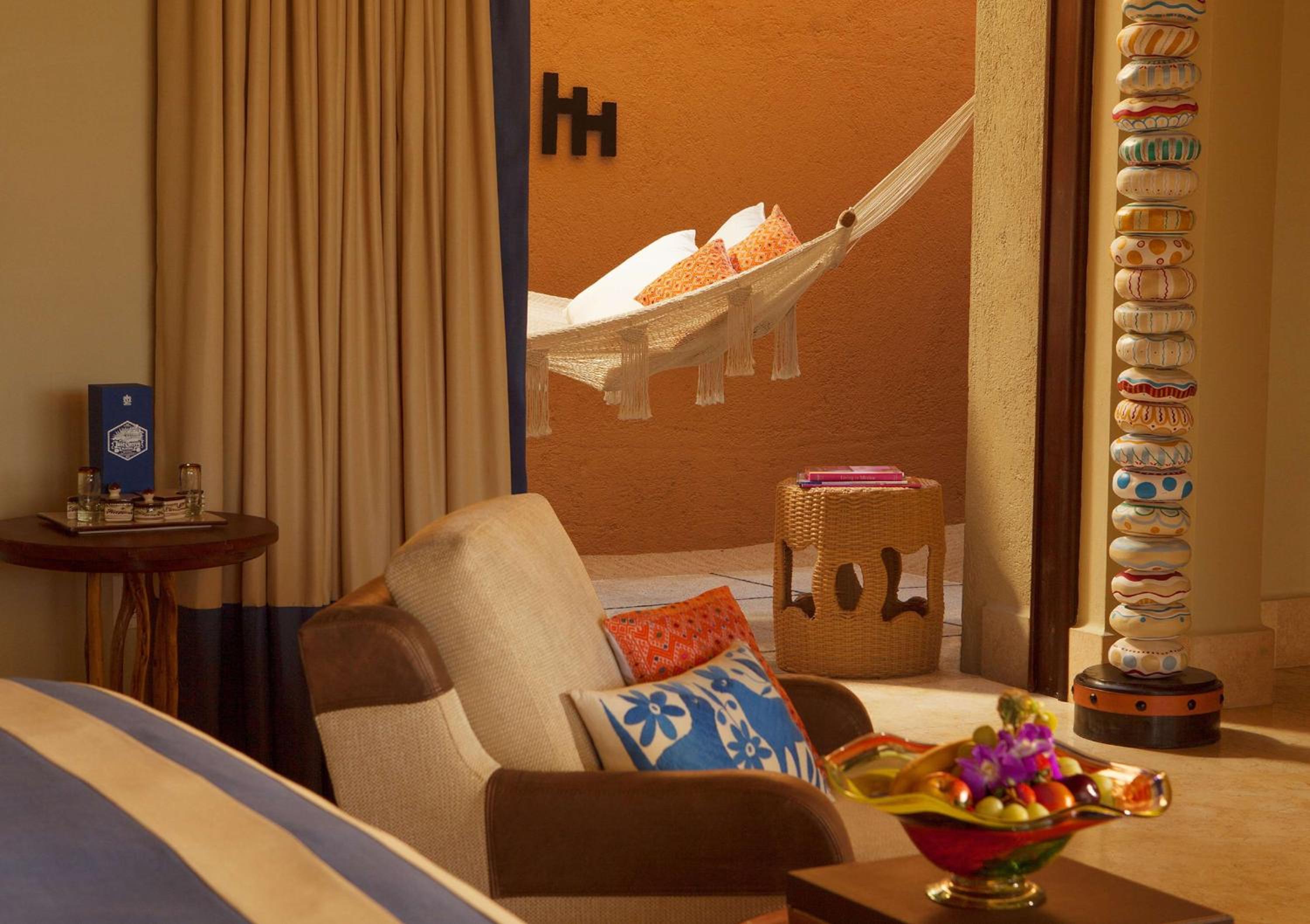 Junior King Suite with Plunge Pool - Photo 1