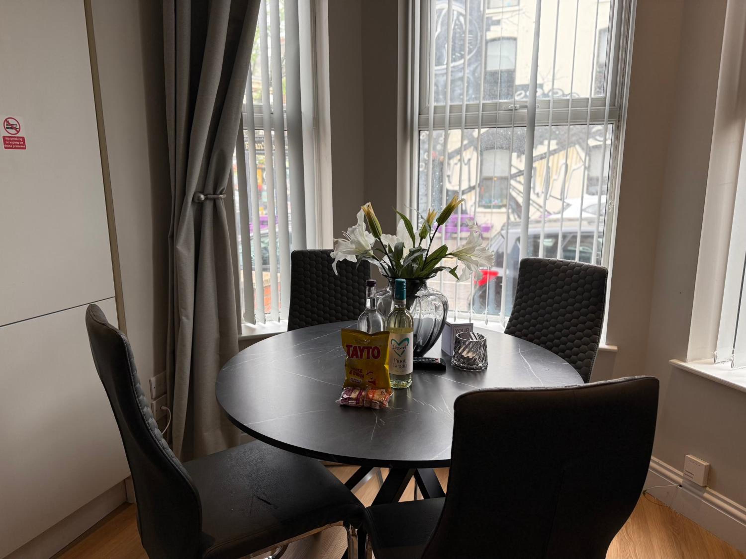 Two-Bedroom Apartment with City View