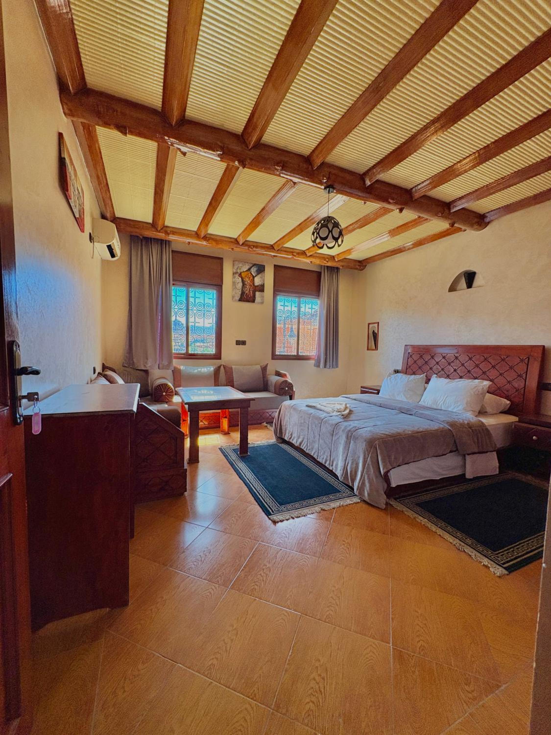 Double Room with Private External Bathroom photo 2