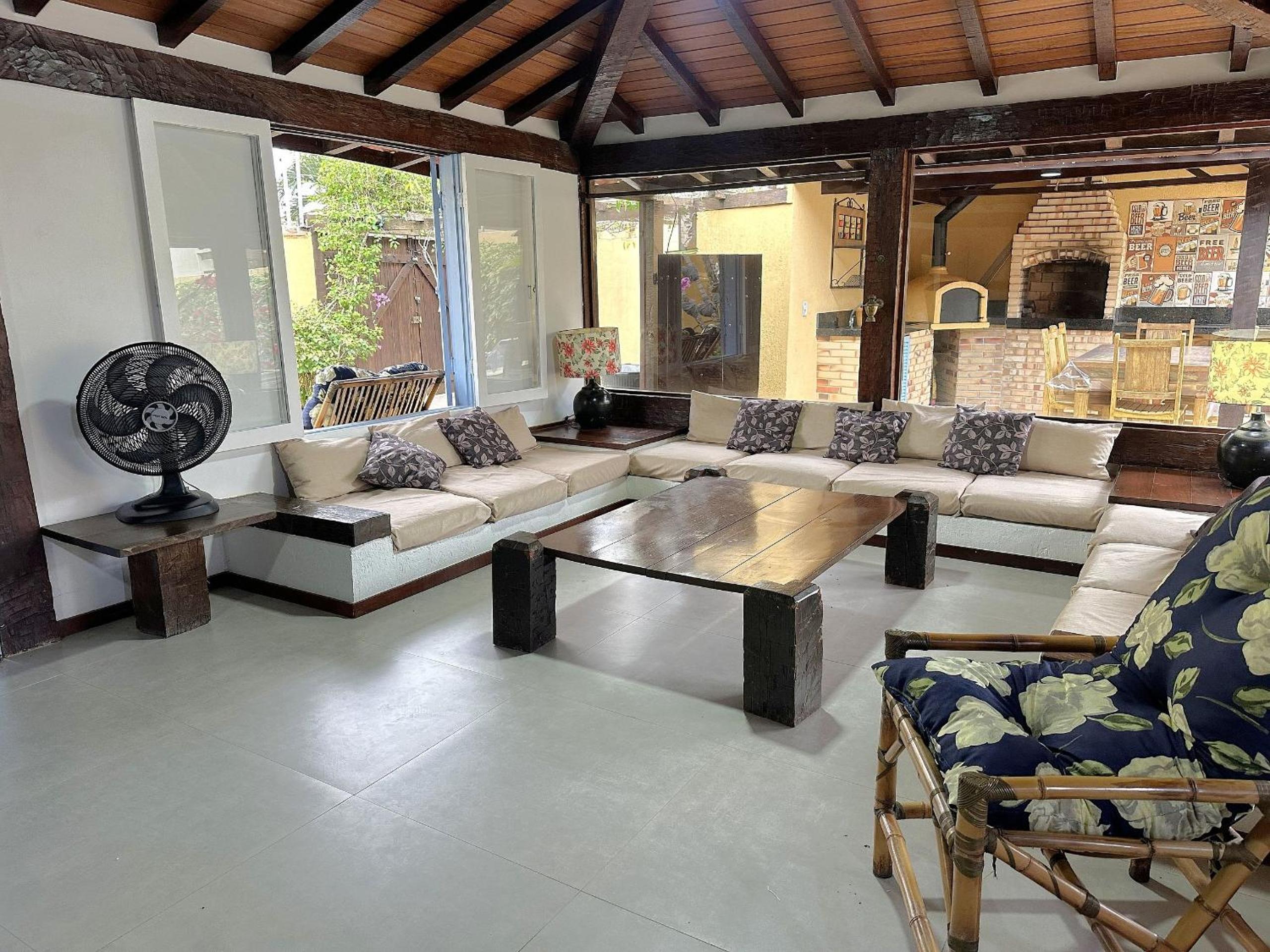 Villa photo 3