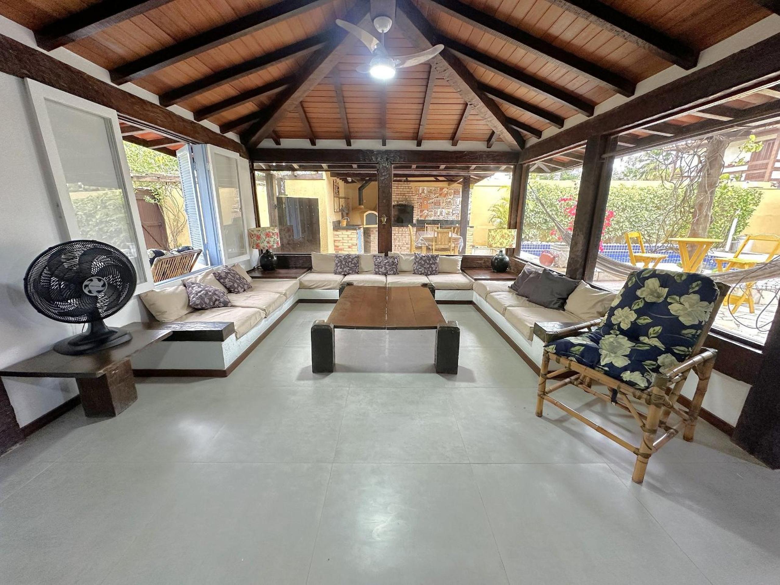 Villa photo 2