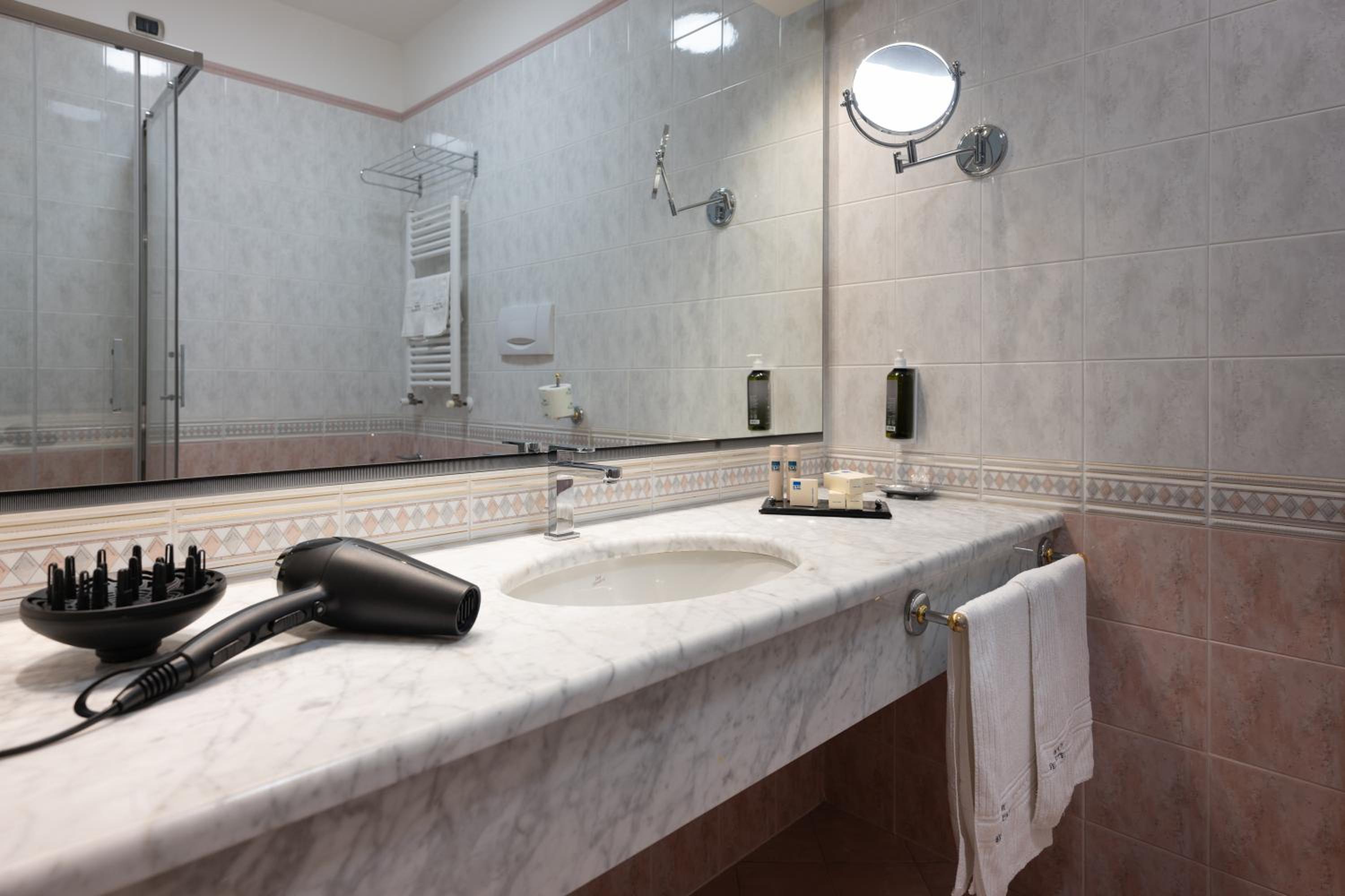Superior Double or Twin Room with Sea View