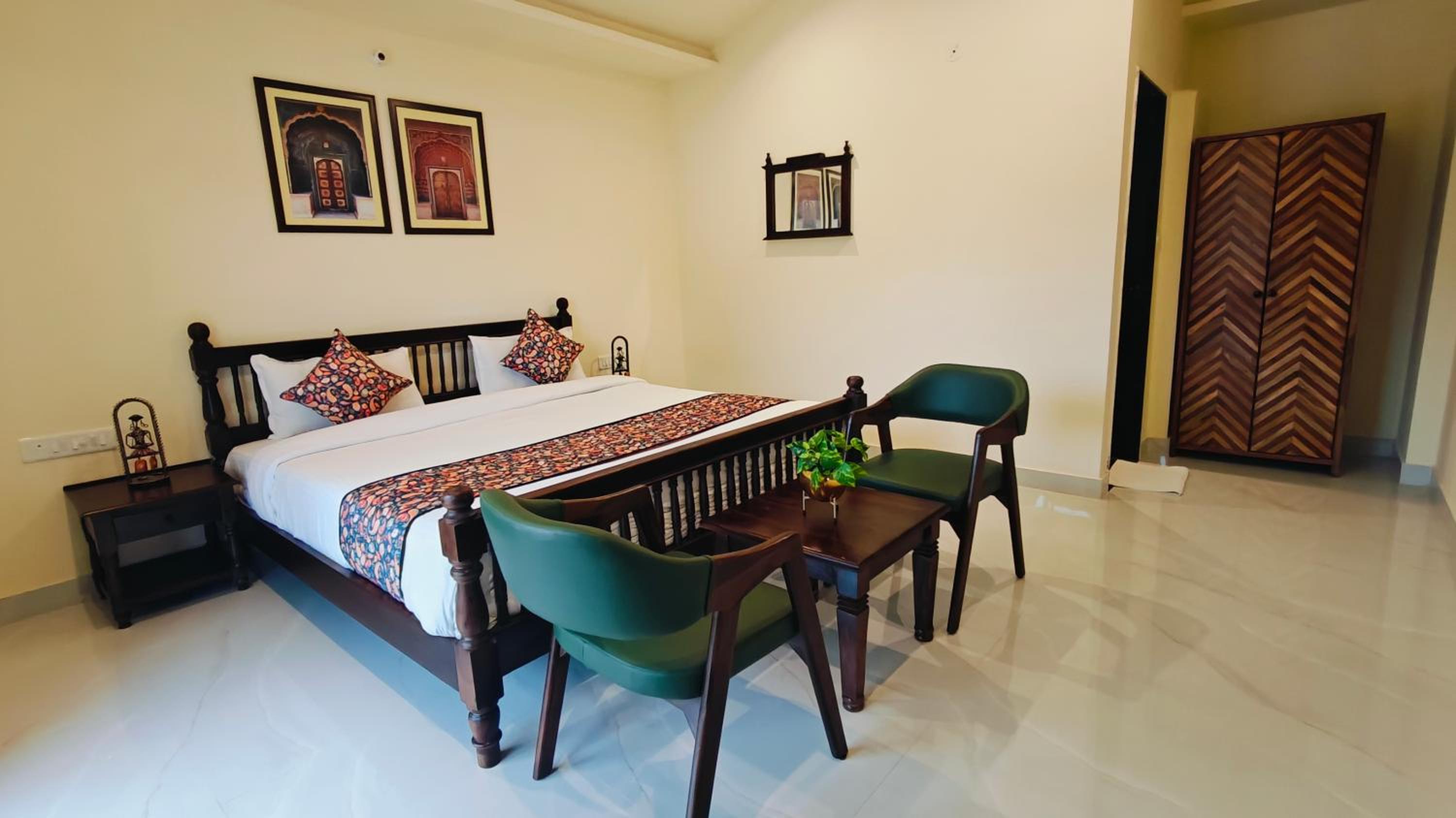Deluxe Double Room photo 2