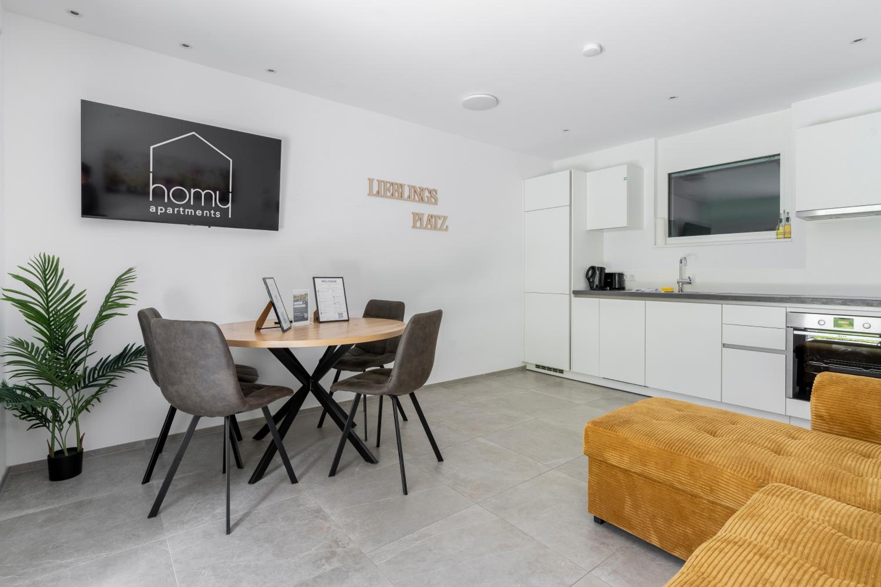 One-Bedroom Apartment with Garden photo 3