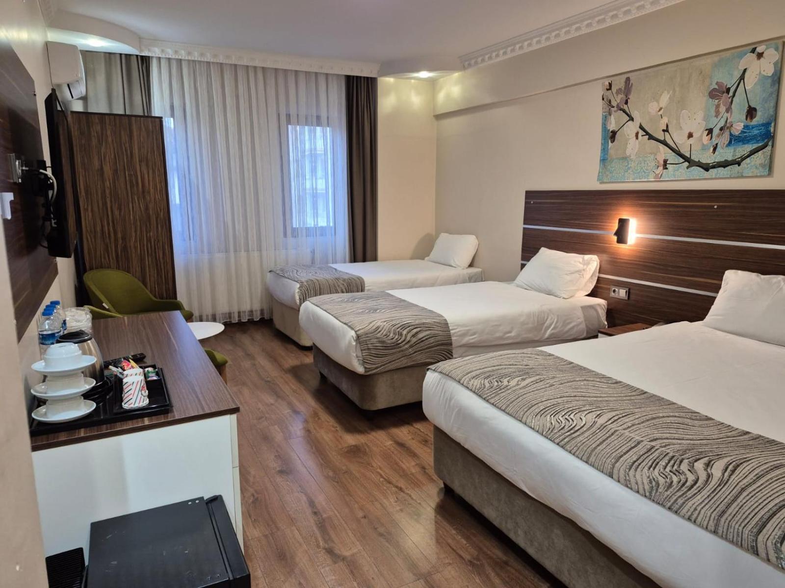 Comfort Quadruple Room