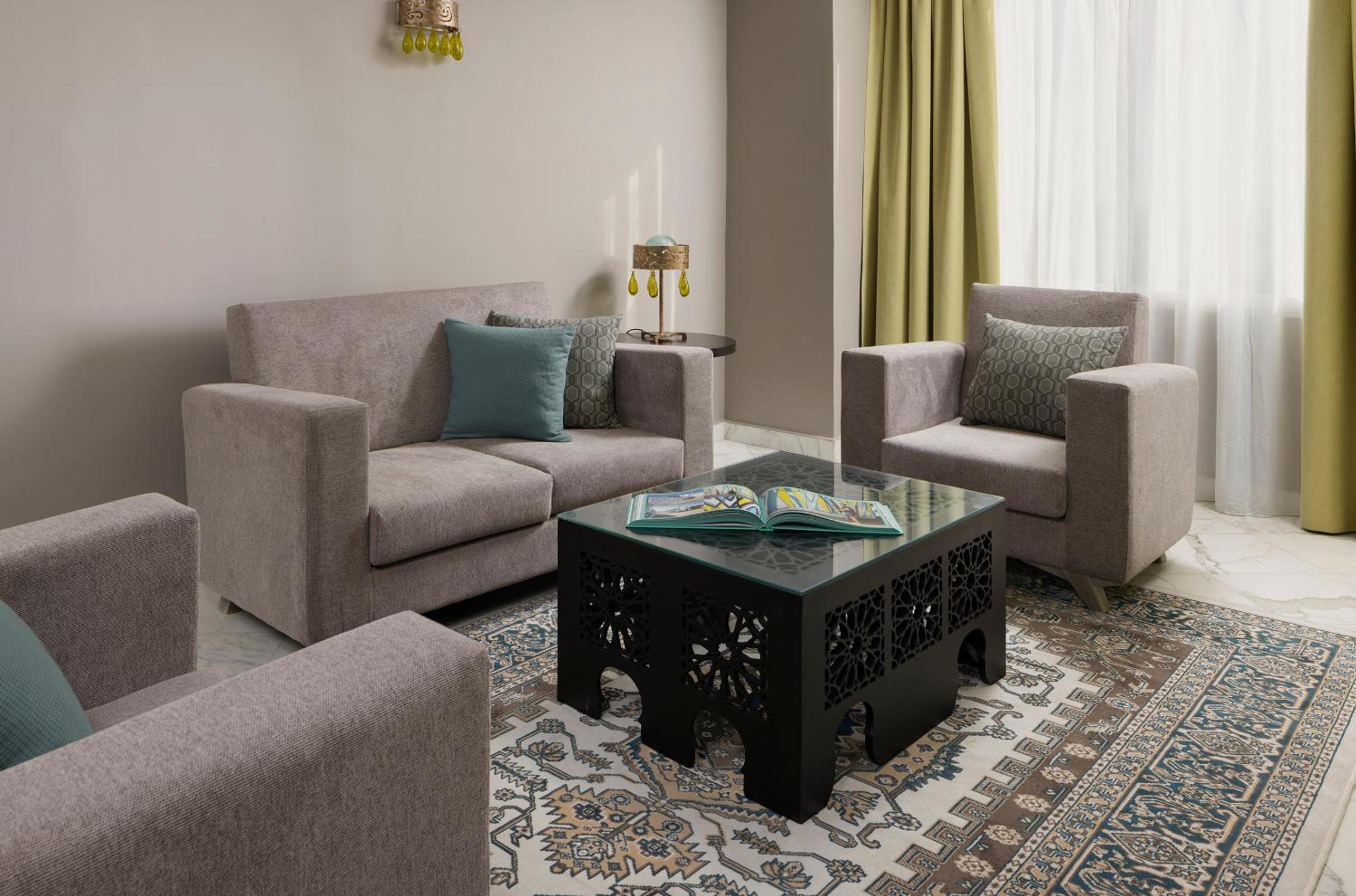 Premium King Suite with Panoramic View
