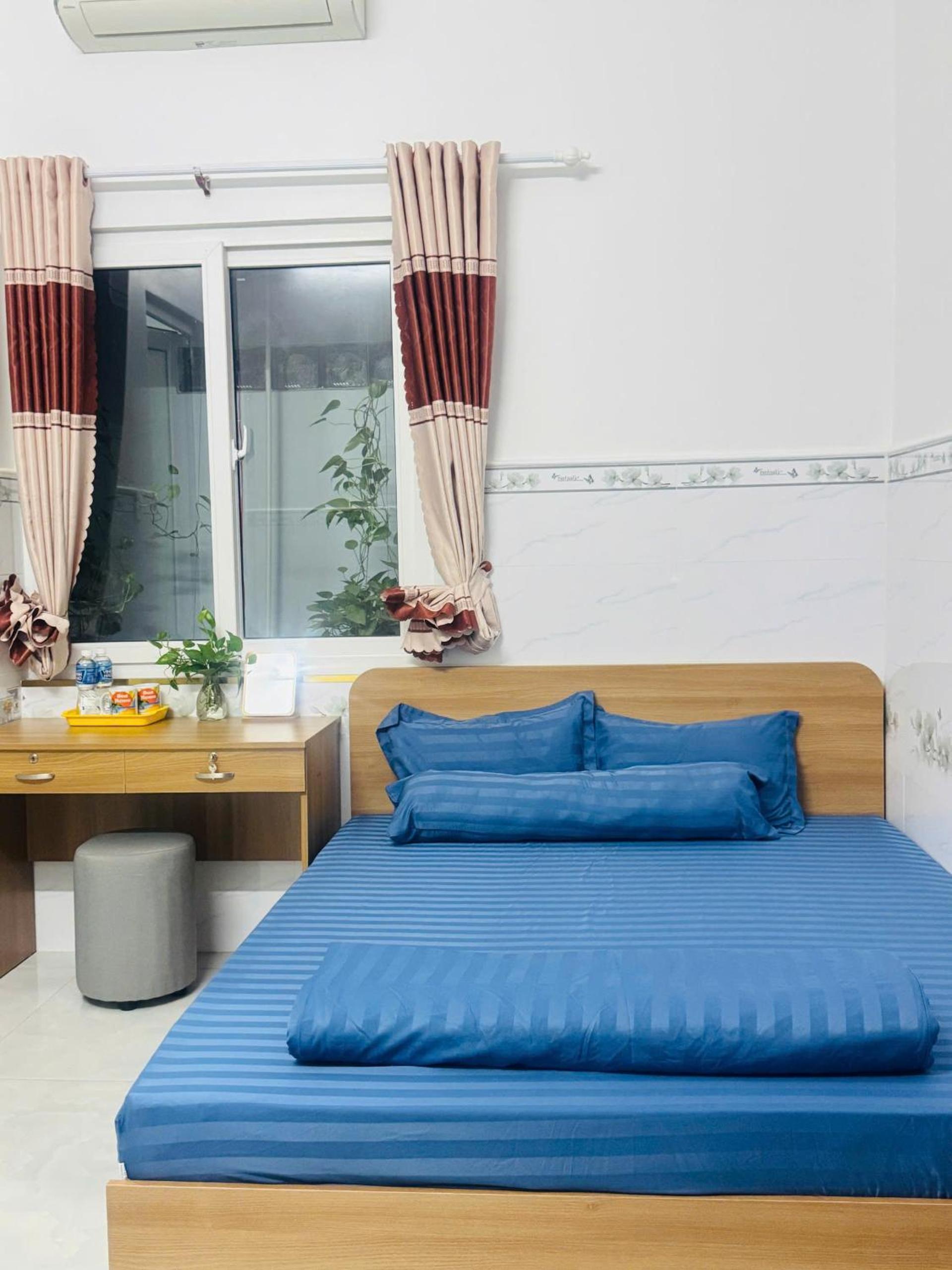 Apartment with Terrace photo 2