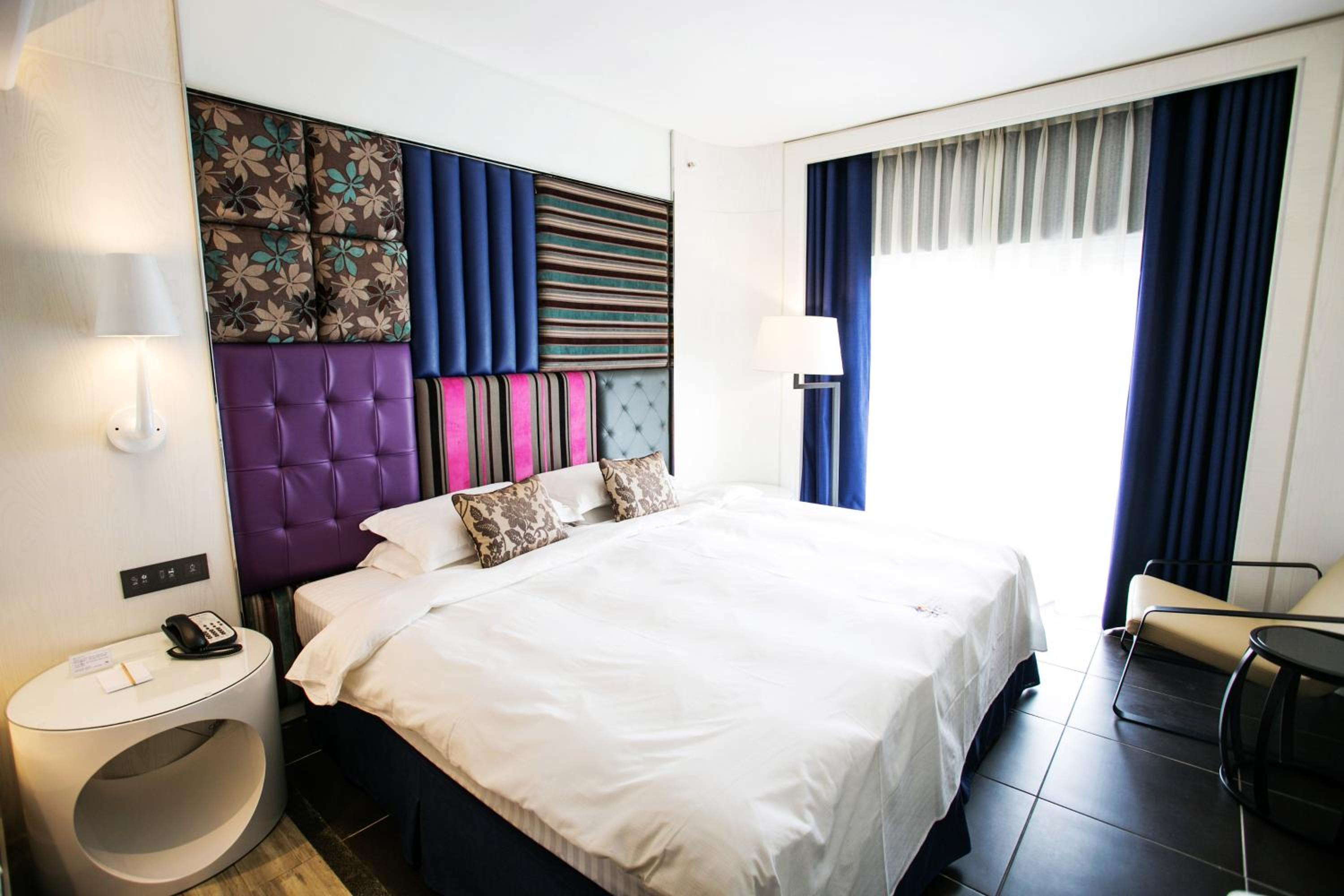 Provence Double Room with Sea View - 2nd Floor - Photo 2