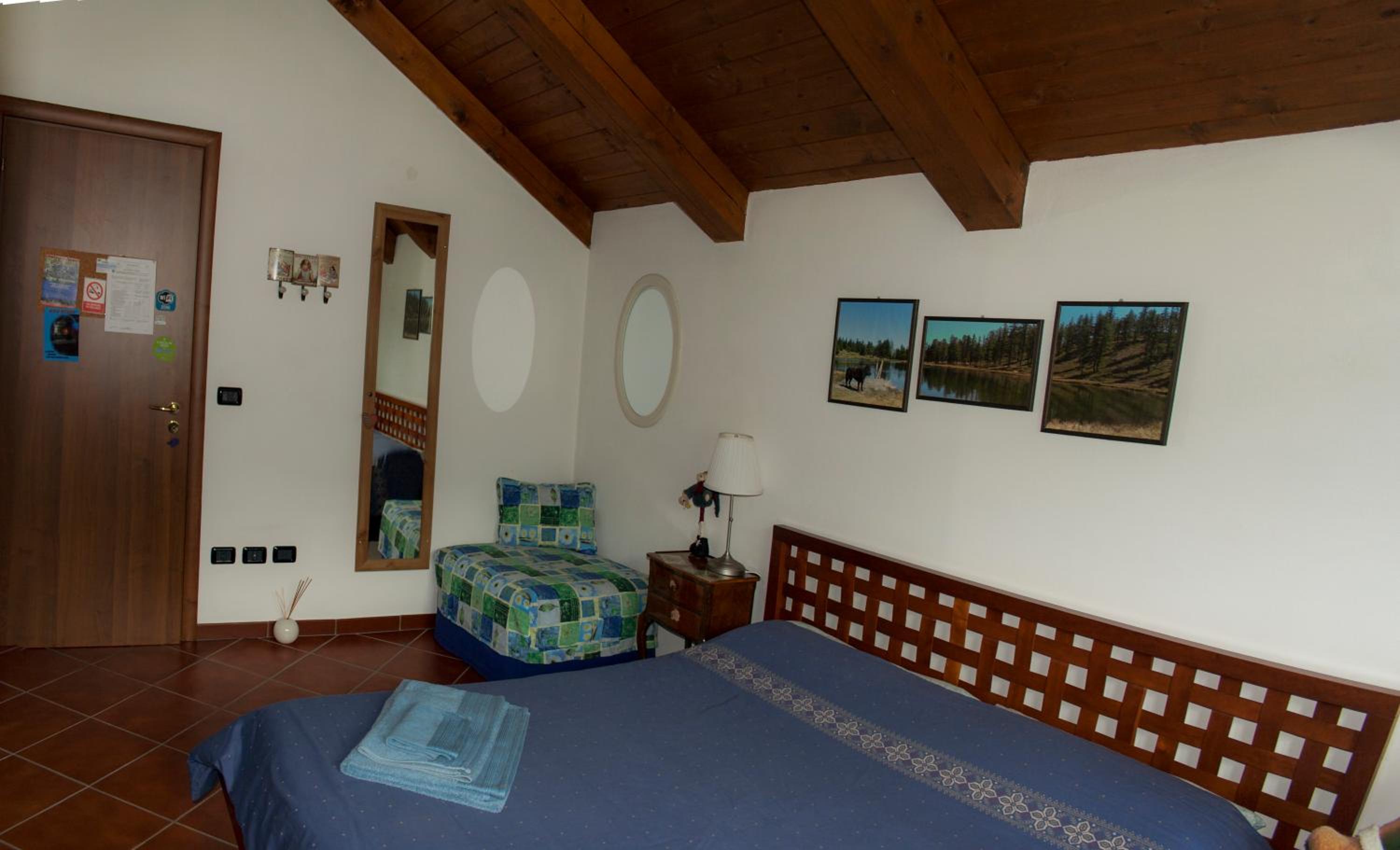 Triple Room with Shared Bathroom