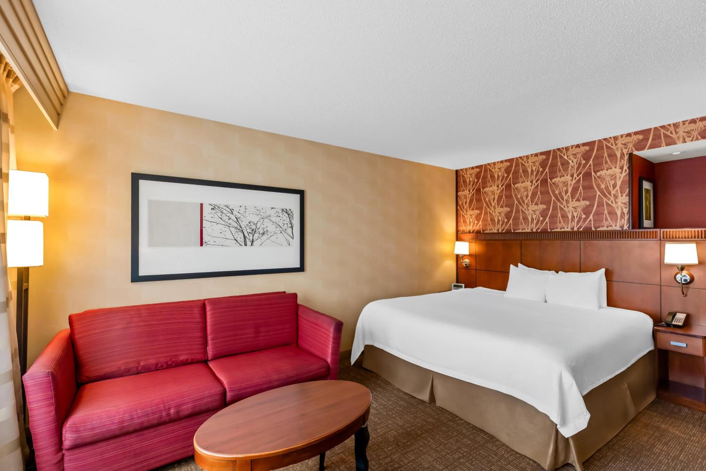 Standard King Room - Photo 3