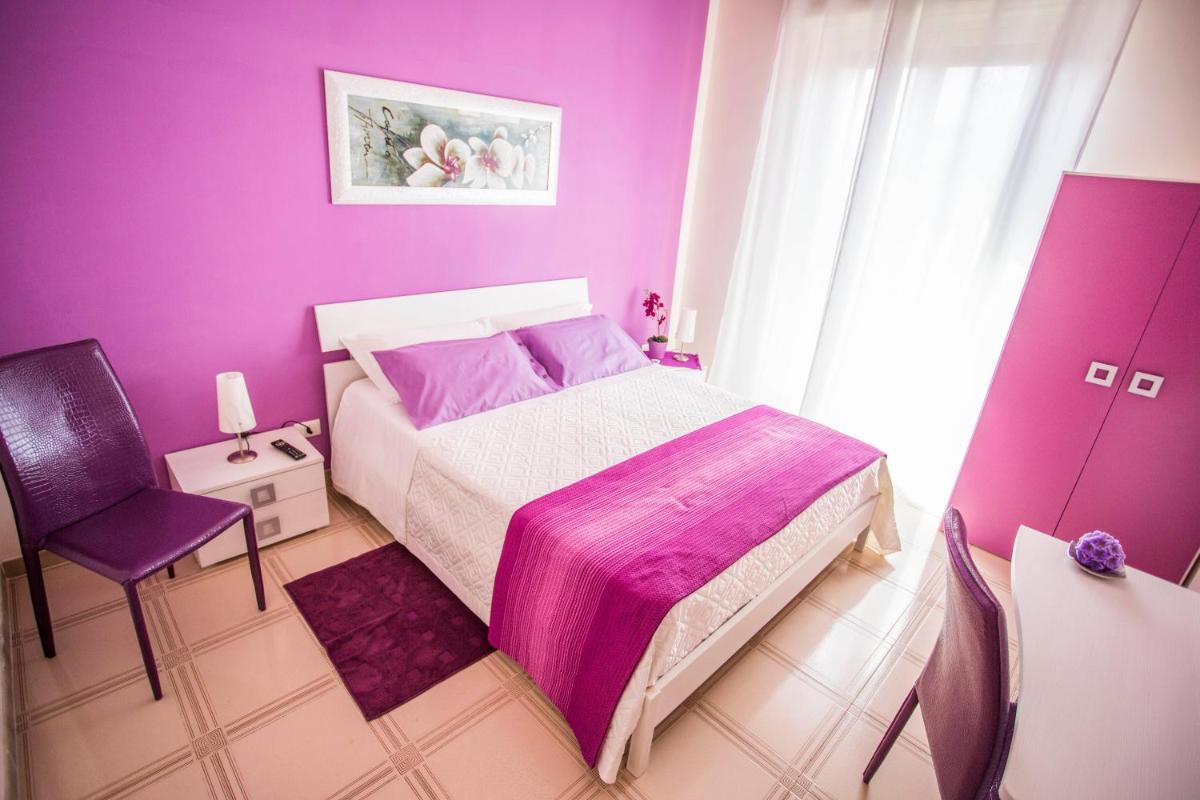 Double Room with Private Bathroom photo 2