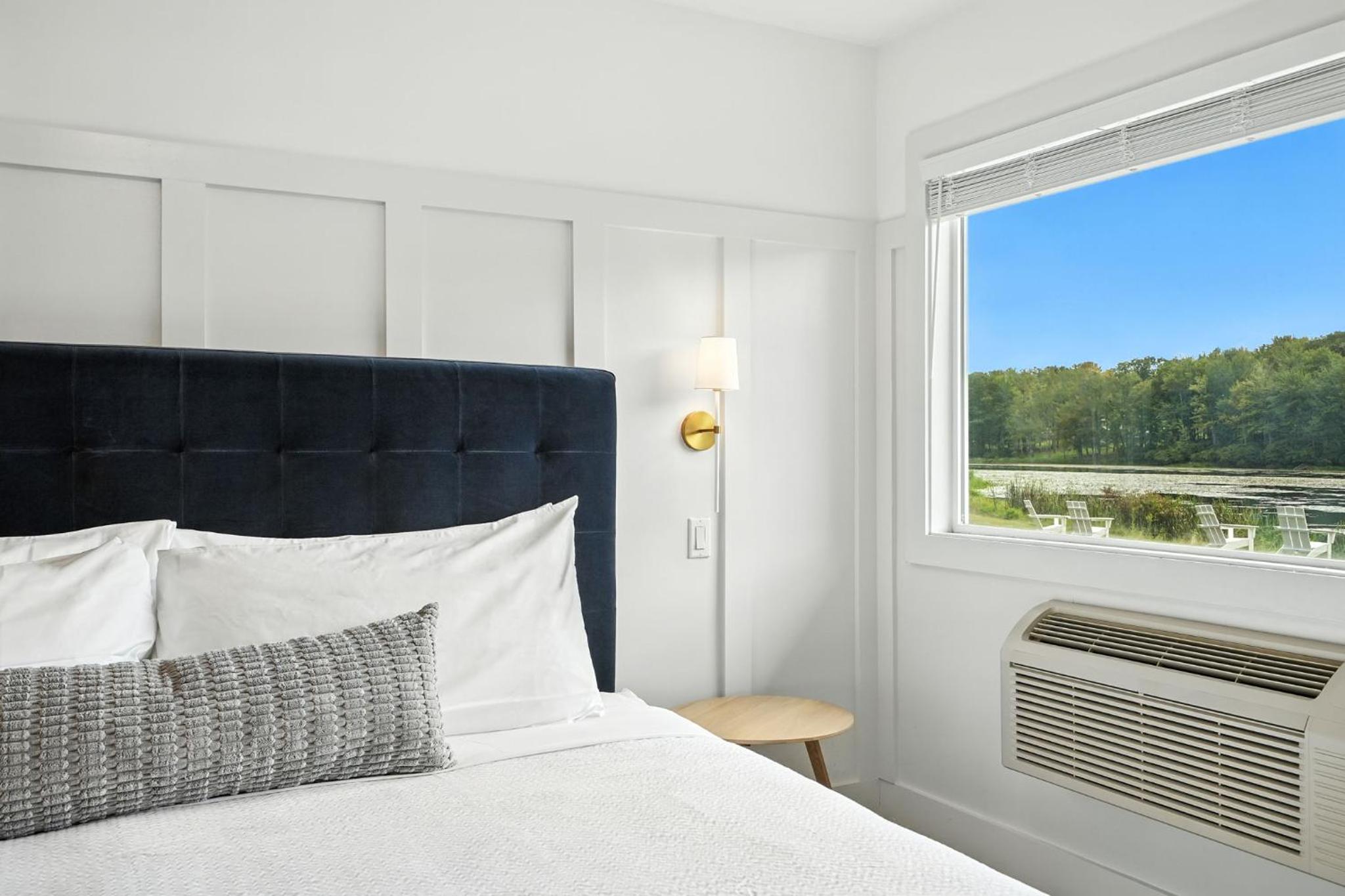 King Room with Lake View