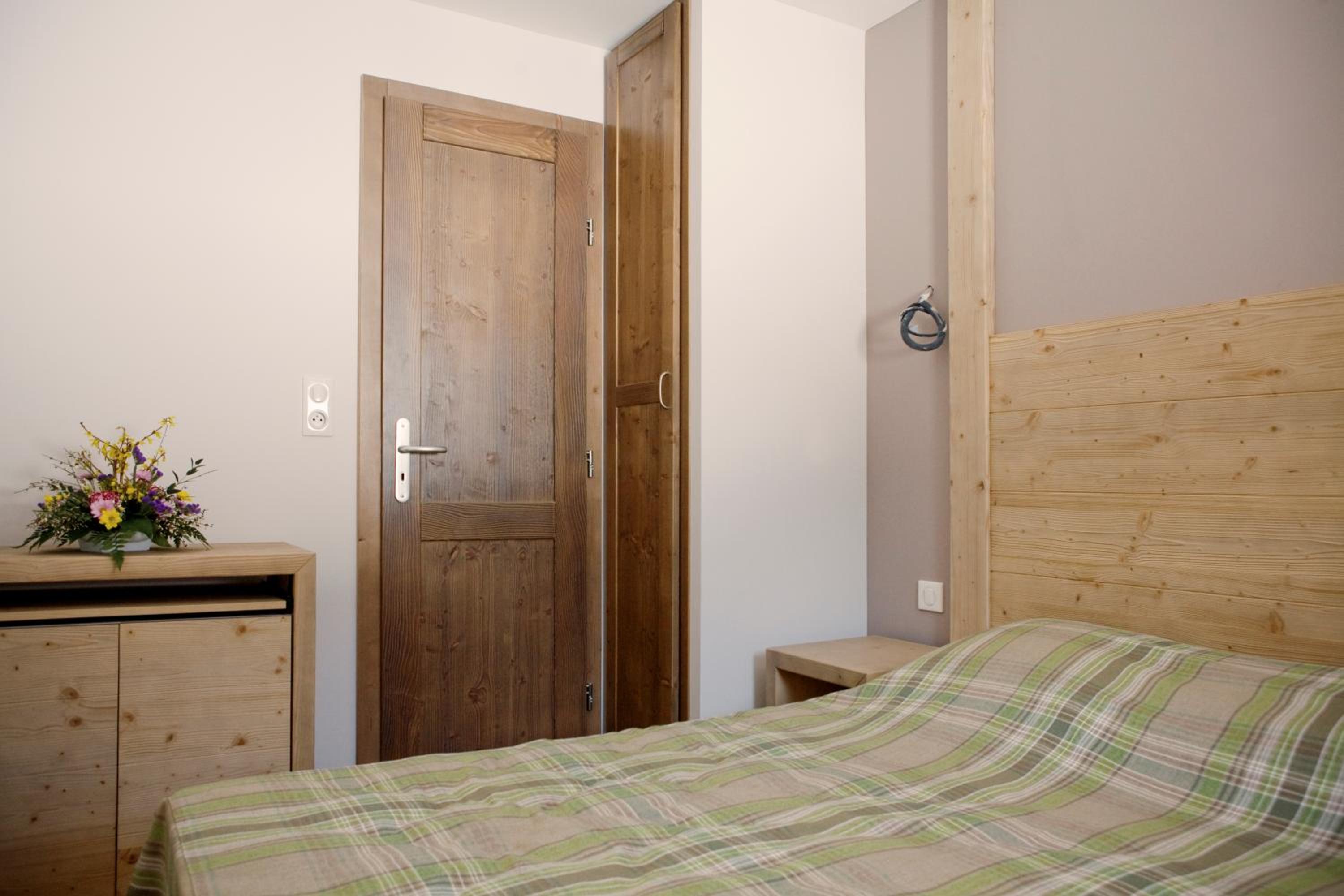 Three-Bedroom Apartment (6 People)