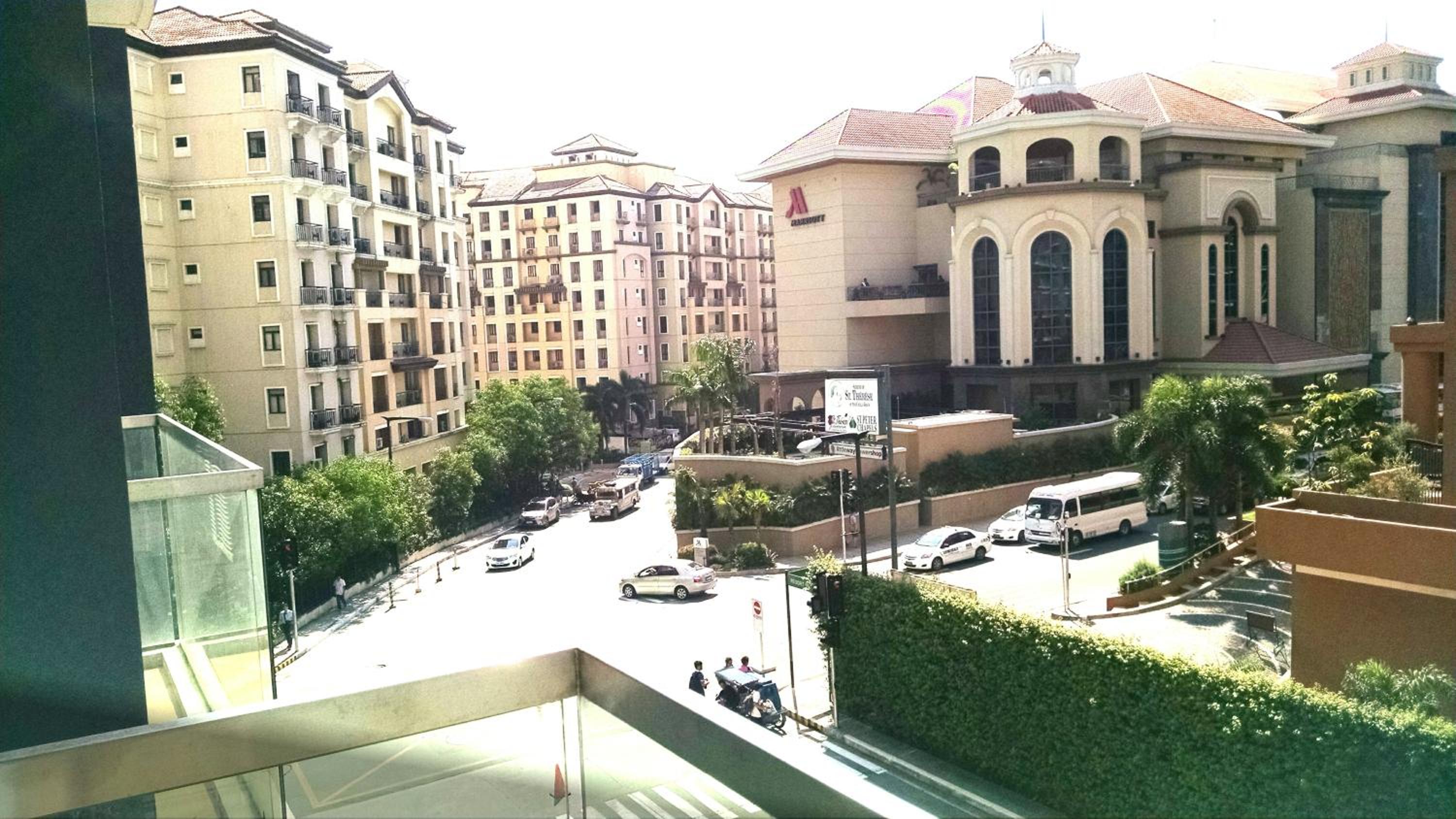 Studio with Balcony - Photo 12