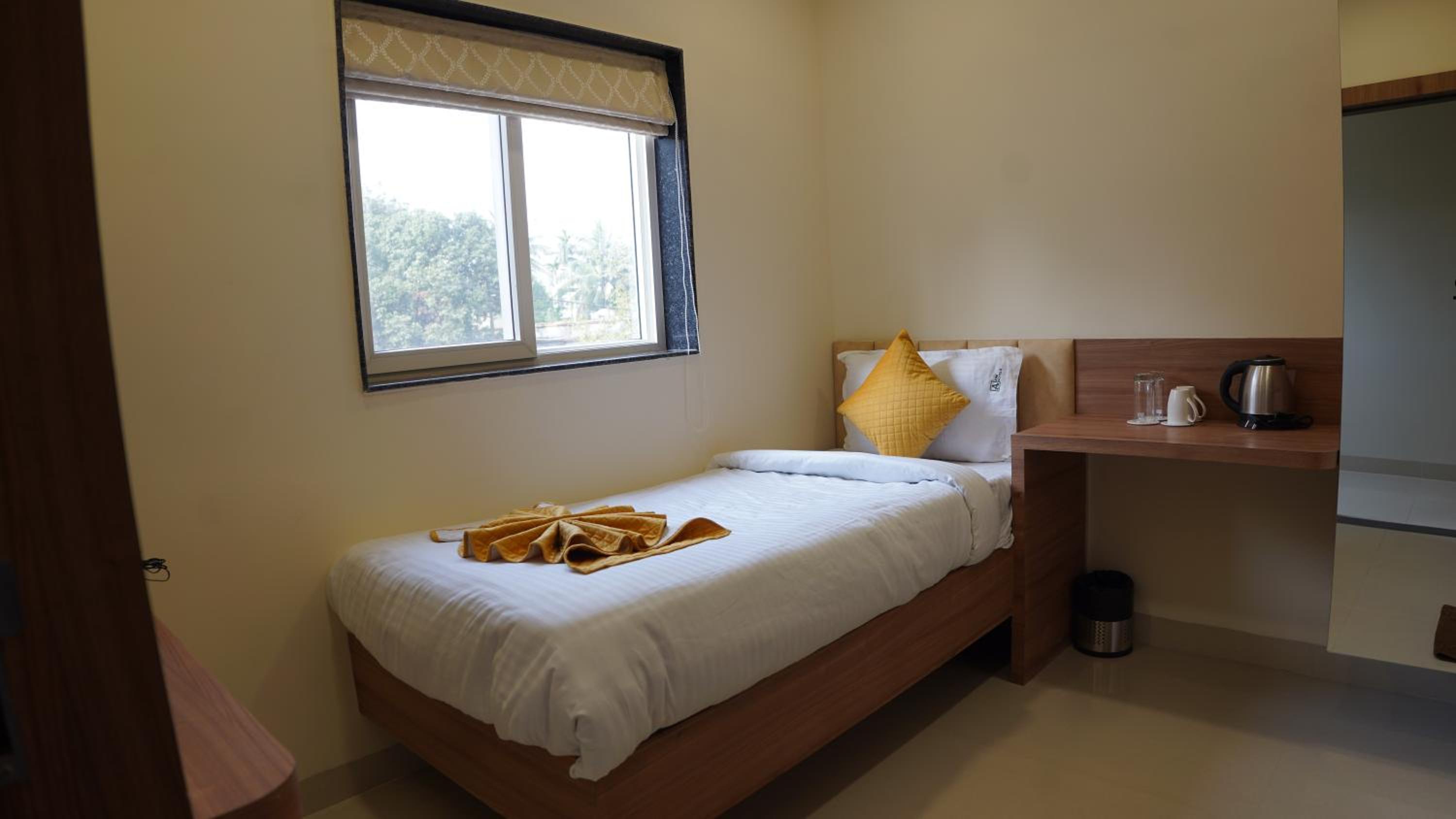 Deluxe Single Room photo 3