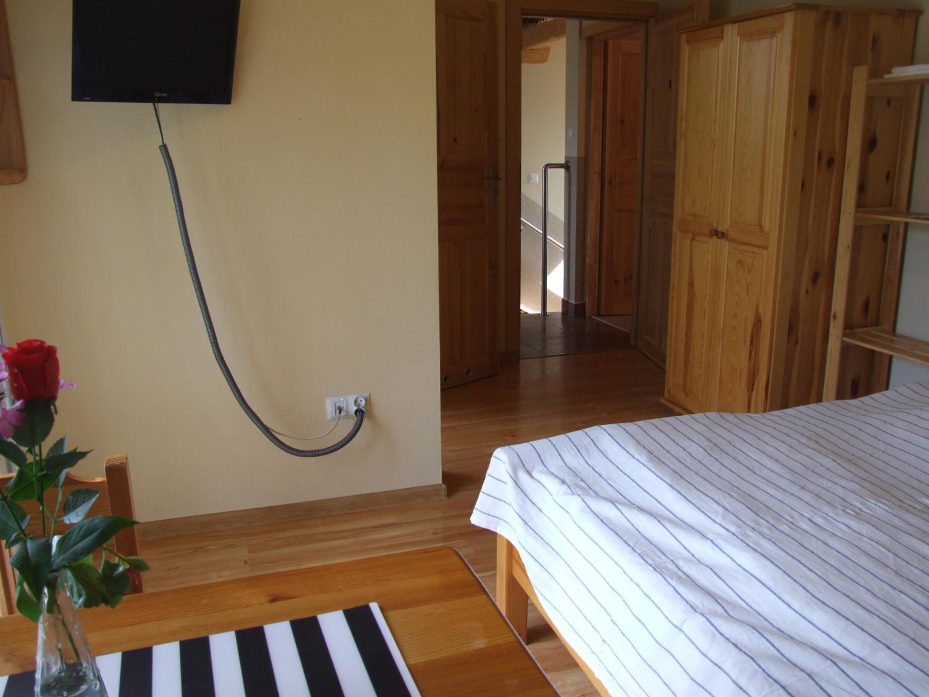 Double or Twin Room with Private Bathroom photo 2