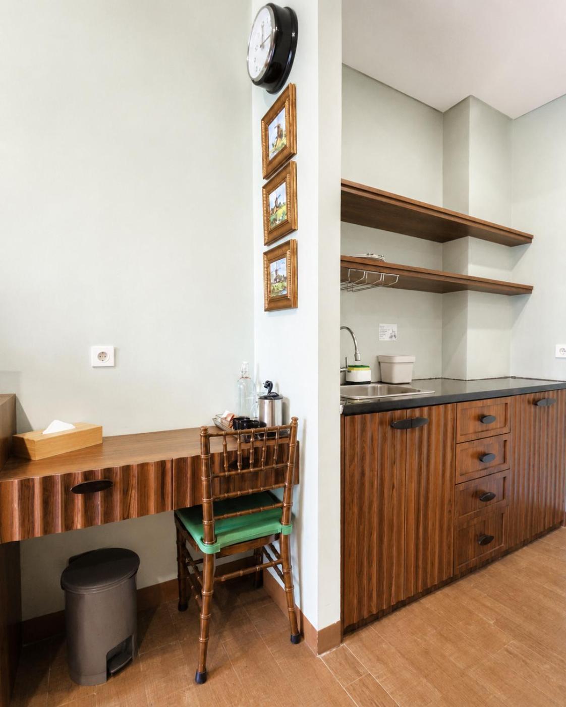 Superior Twin Room photo 3