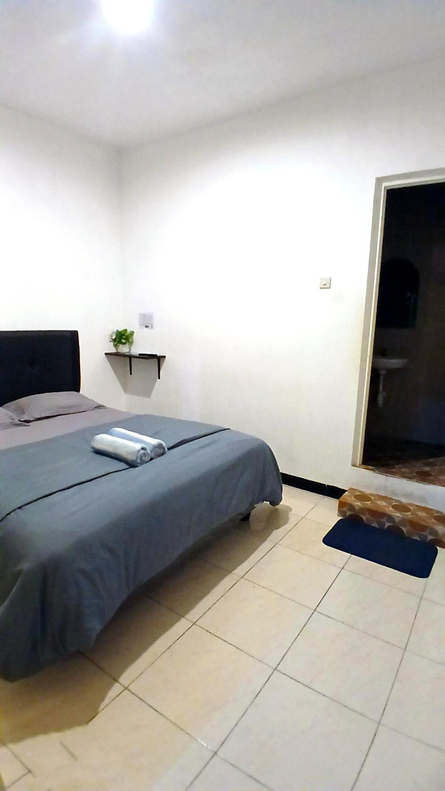 Double Room with Private Bathroom