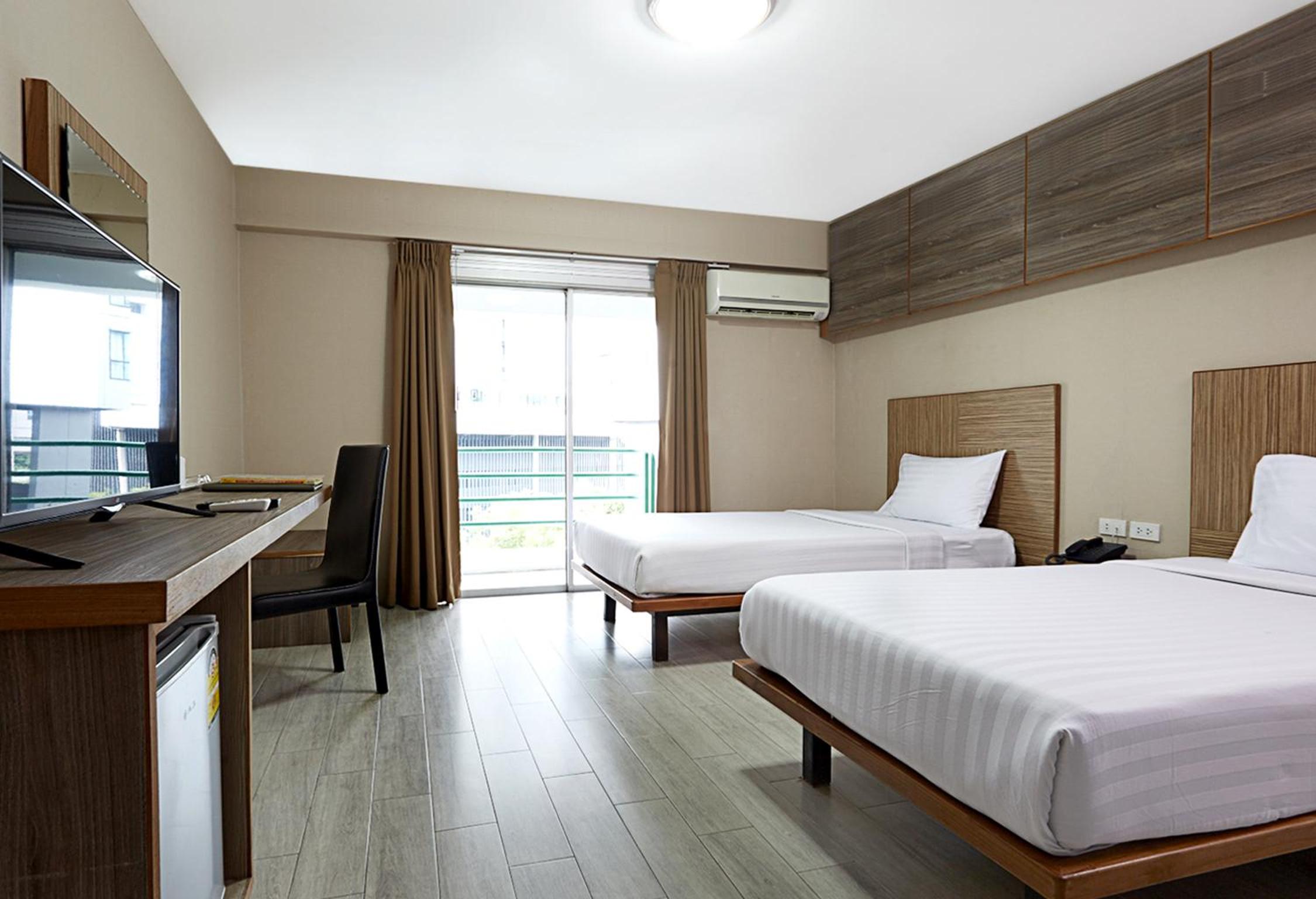 Deluxe Twin Room