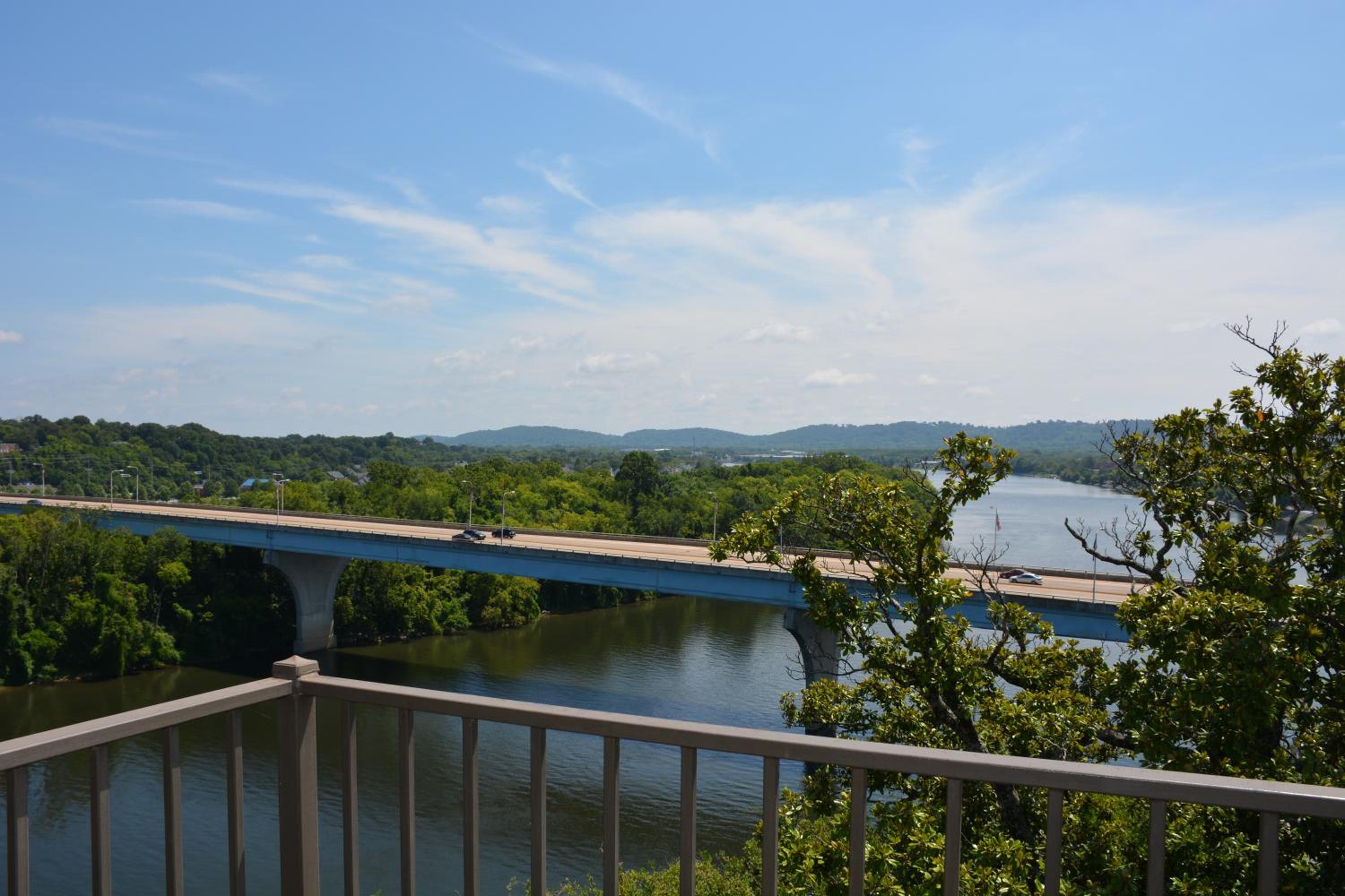 King Suite with Balcony - Maclellan House photo 3