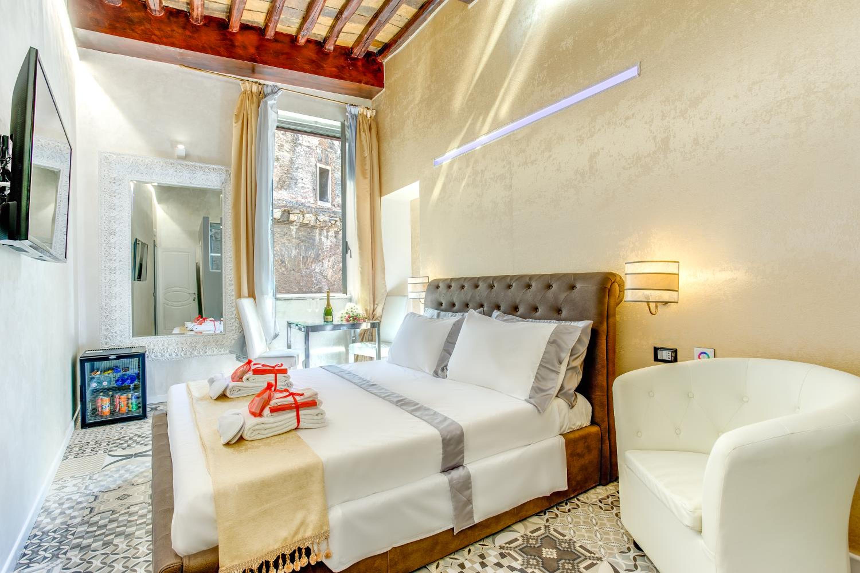 Deluxe Double Room with View