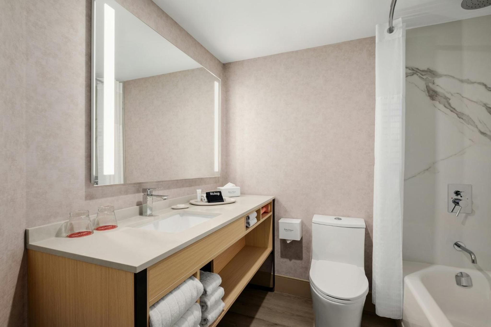 Superior Room with Two Queen Beds Smoke Free photo 3