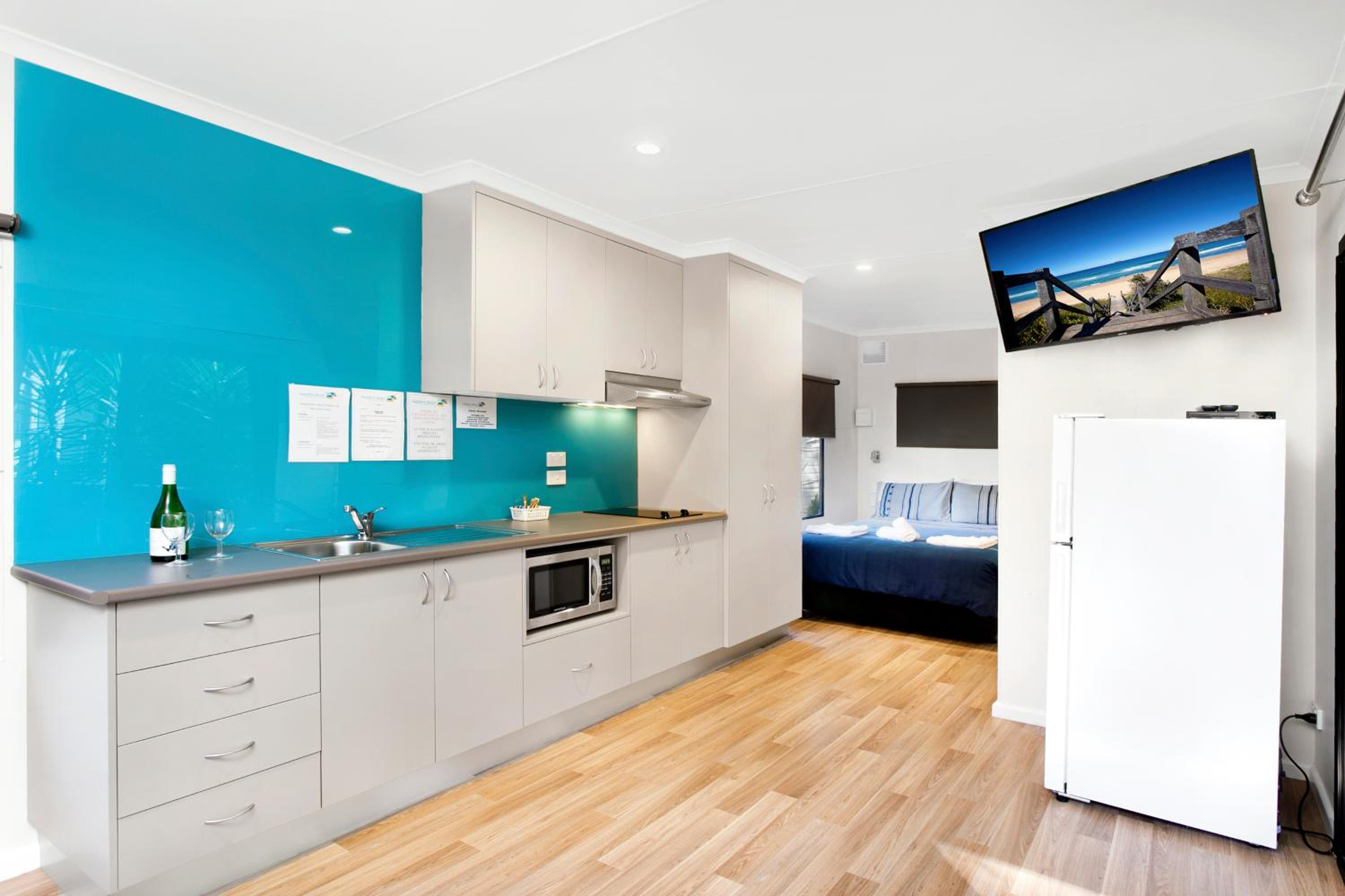 Bungalow (Not Pet Friendly) - 2 People photo 2
