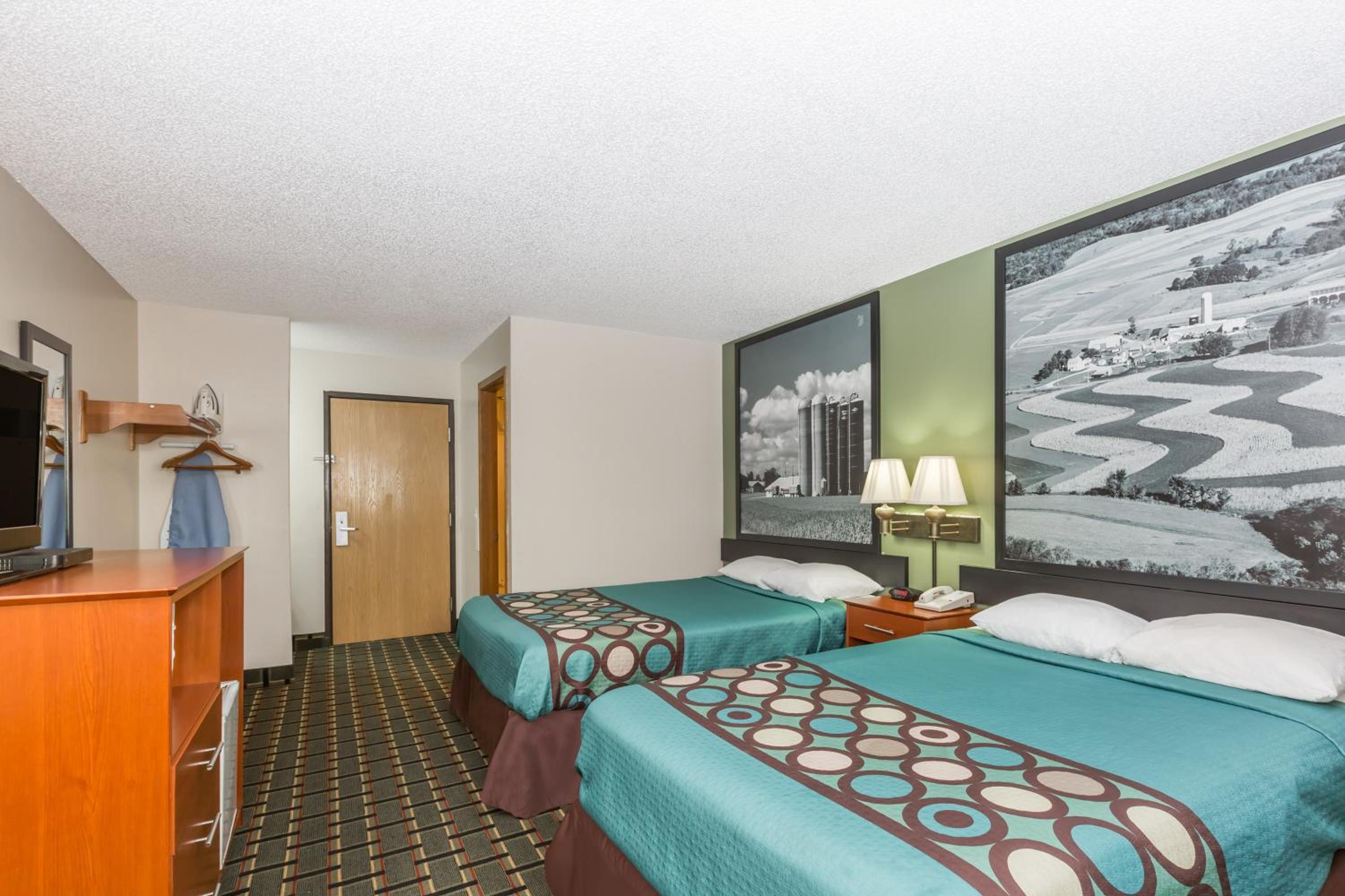 2 Double Beds, Smoking - Photo 3