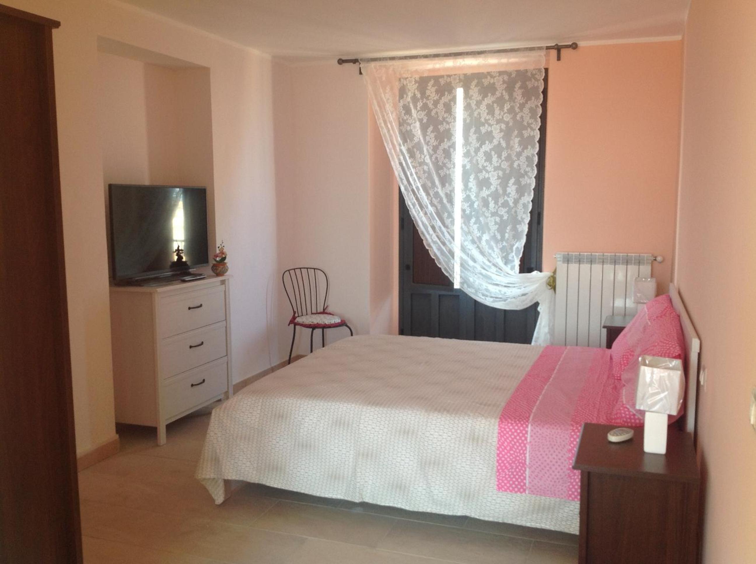 Deluxe Double Room with Balcony and Sea View
