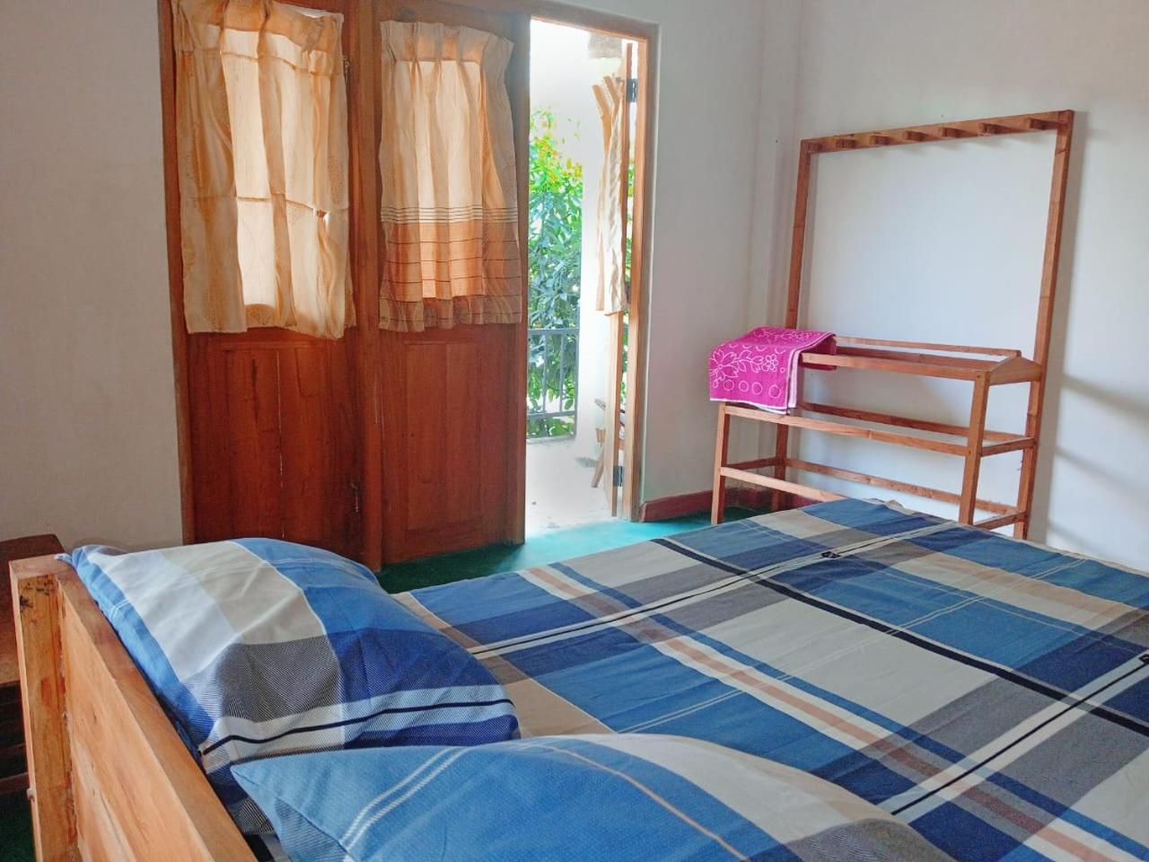 Triple Room with Lake View