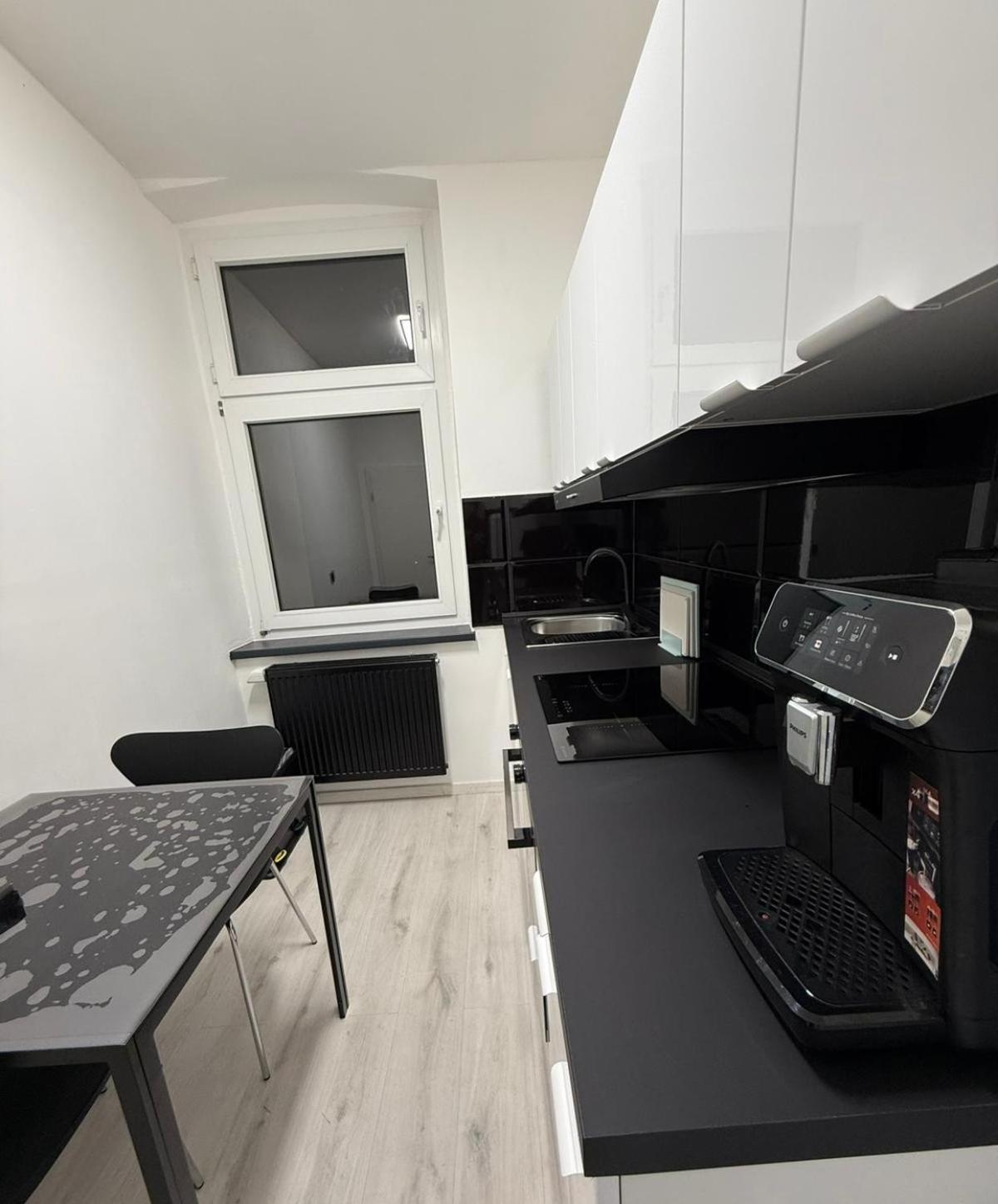One-Bedroom Apartment - Photo 17