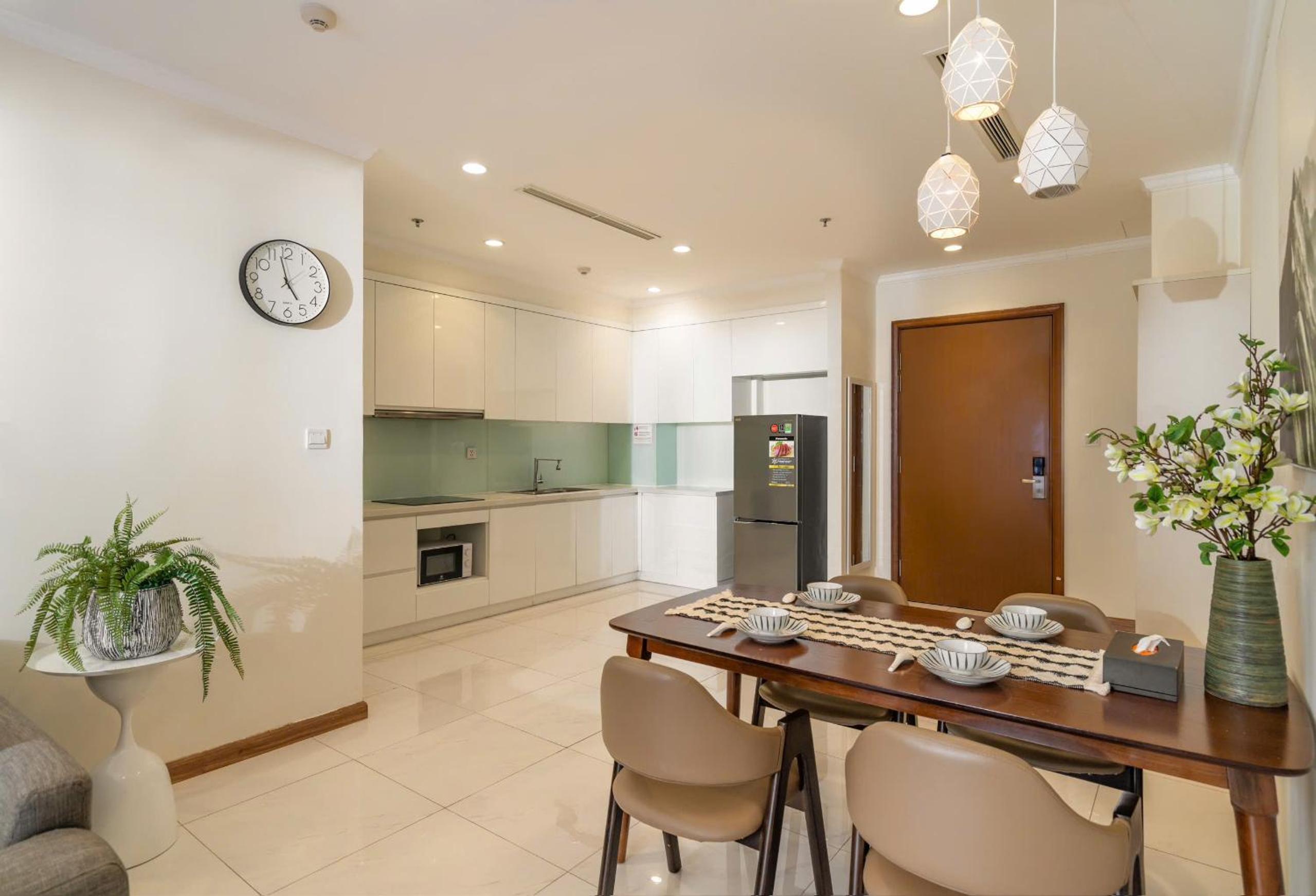Two-Bedroom Apartment with Balcony photo 3