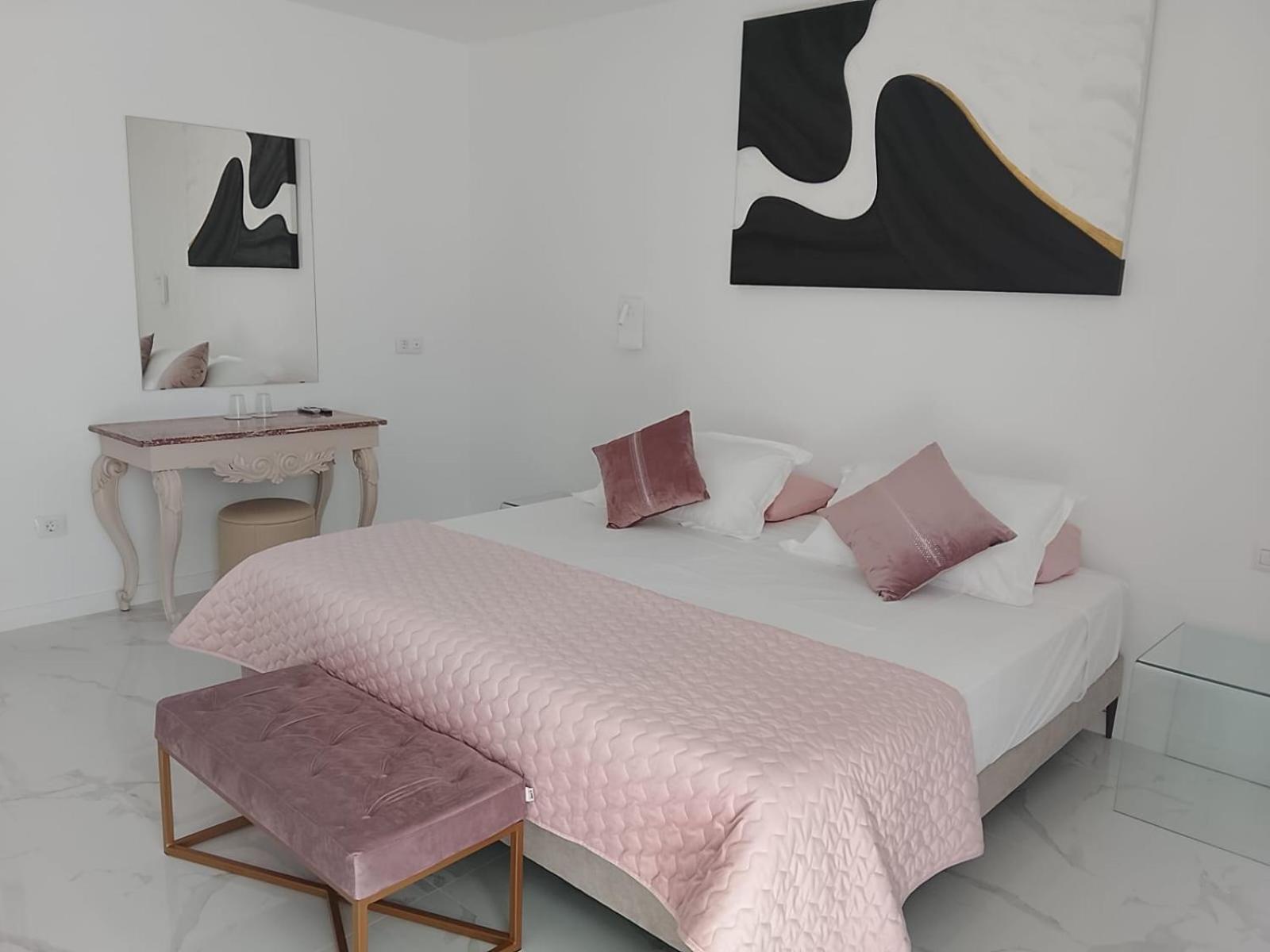 Superior Twin Room with City View