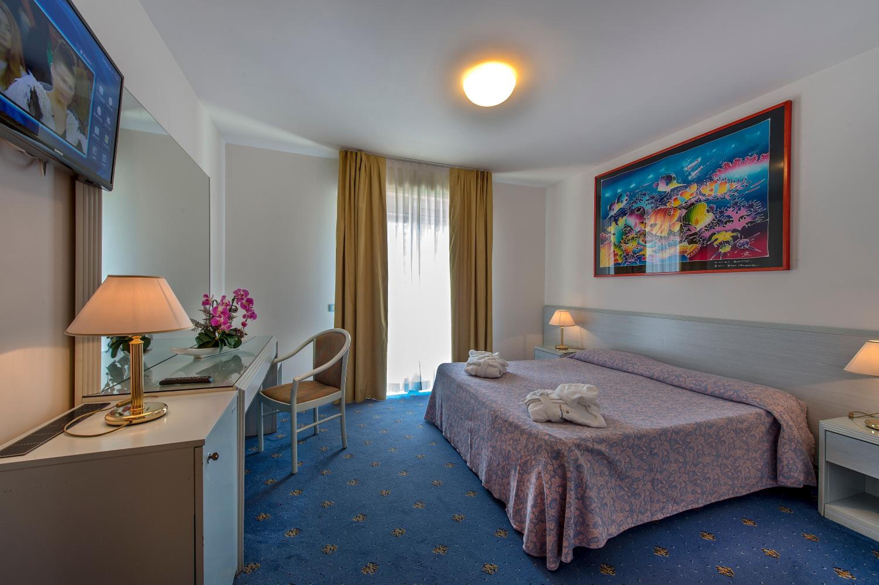 Double or Twin Room photo 1