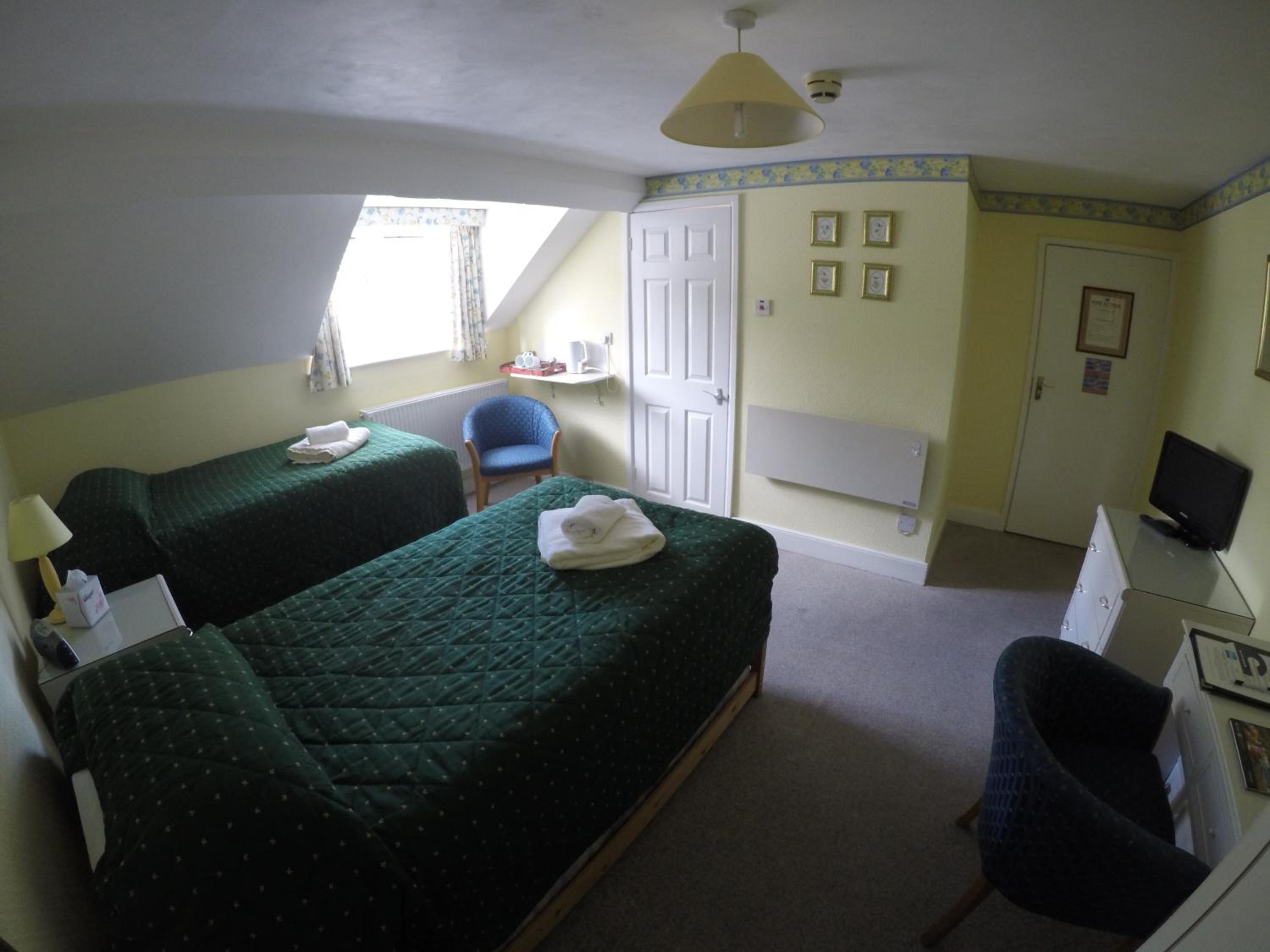 Standard Twin Room photo 1