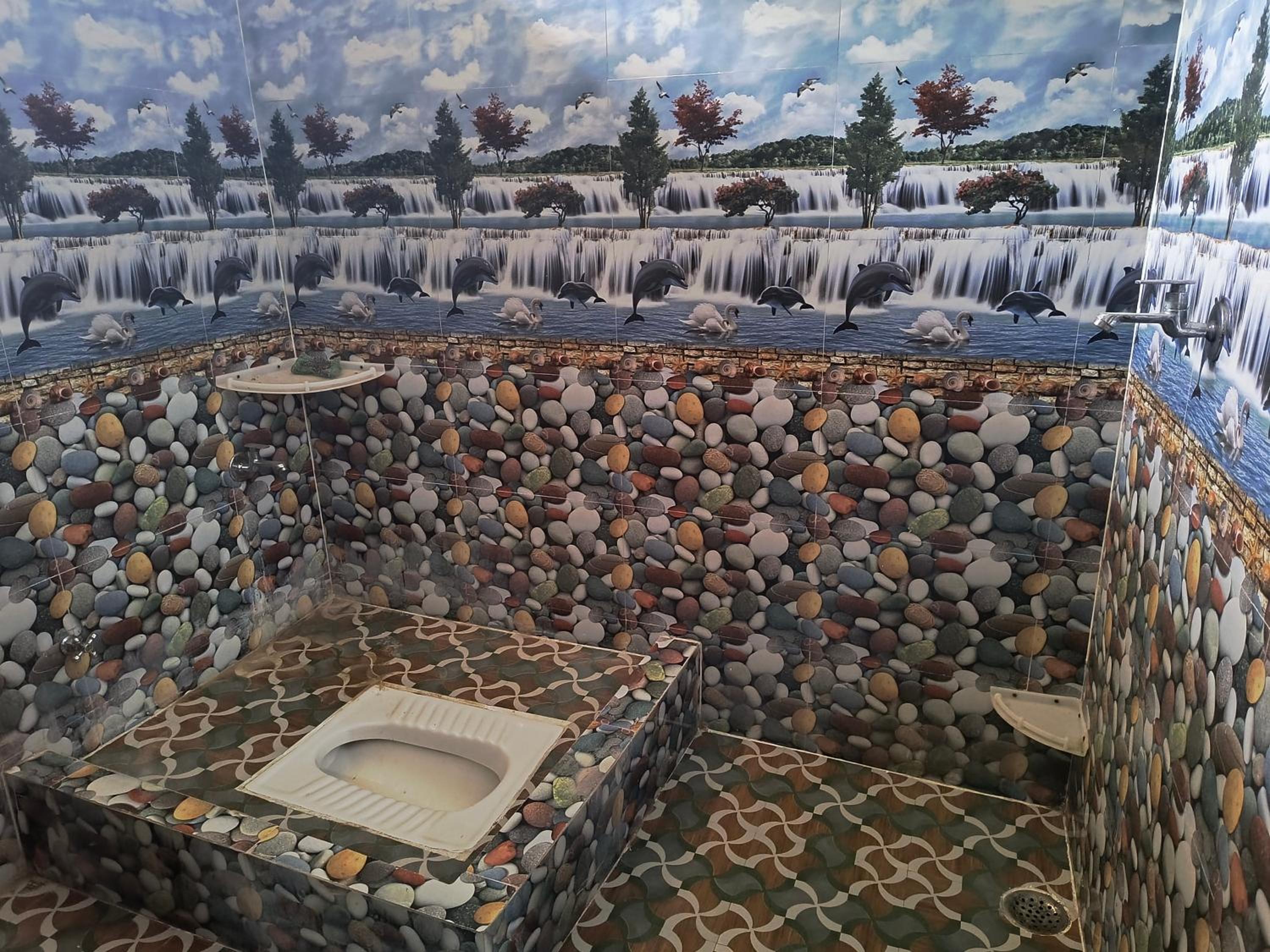 Family Room with Bathroom photo 3