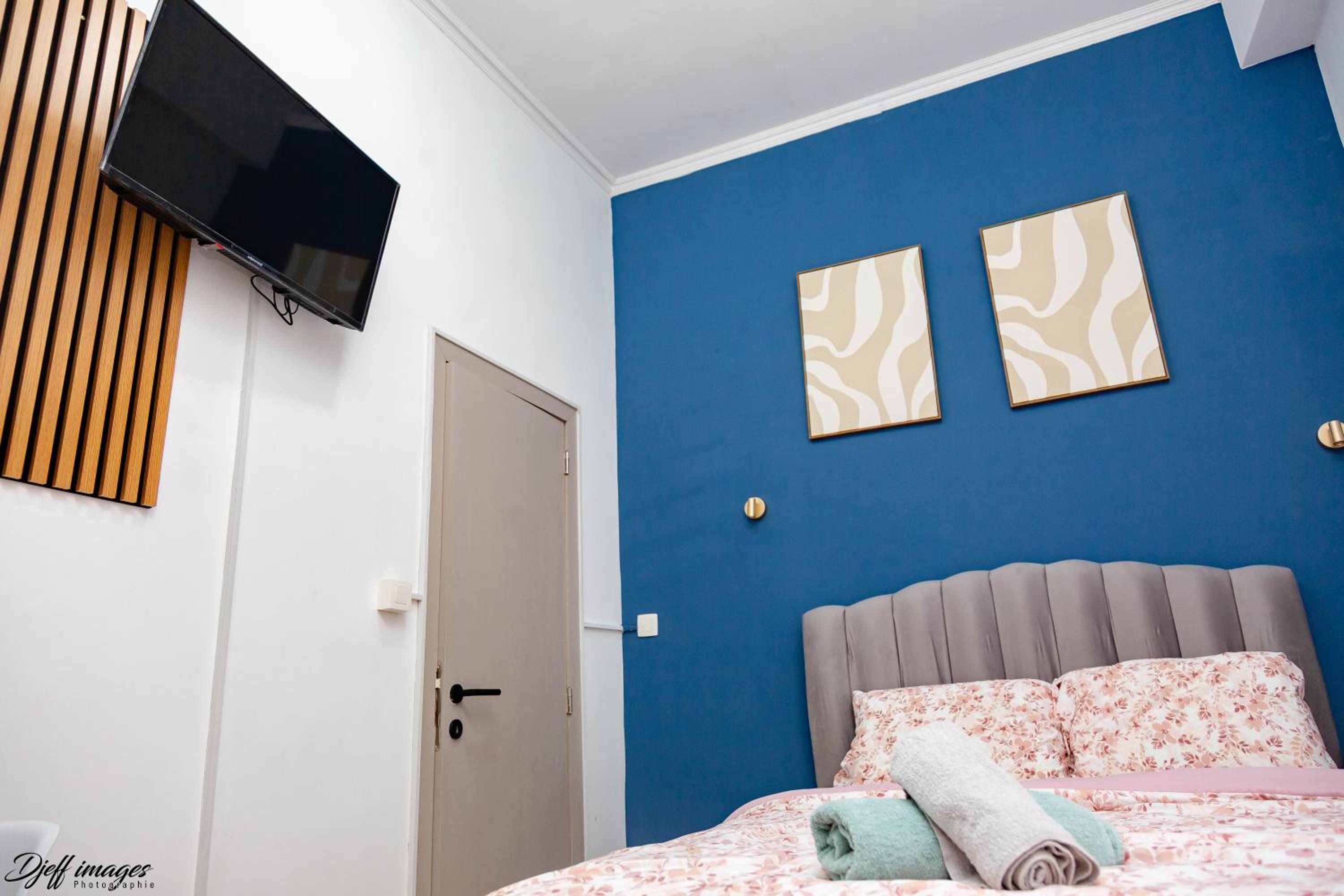 Double Room with Private External Bathroom