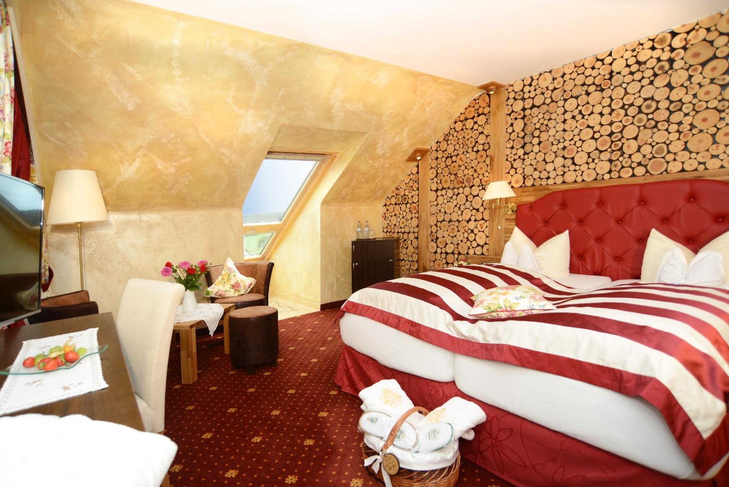 Typ H - double room  28 sqm photo 3