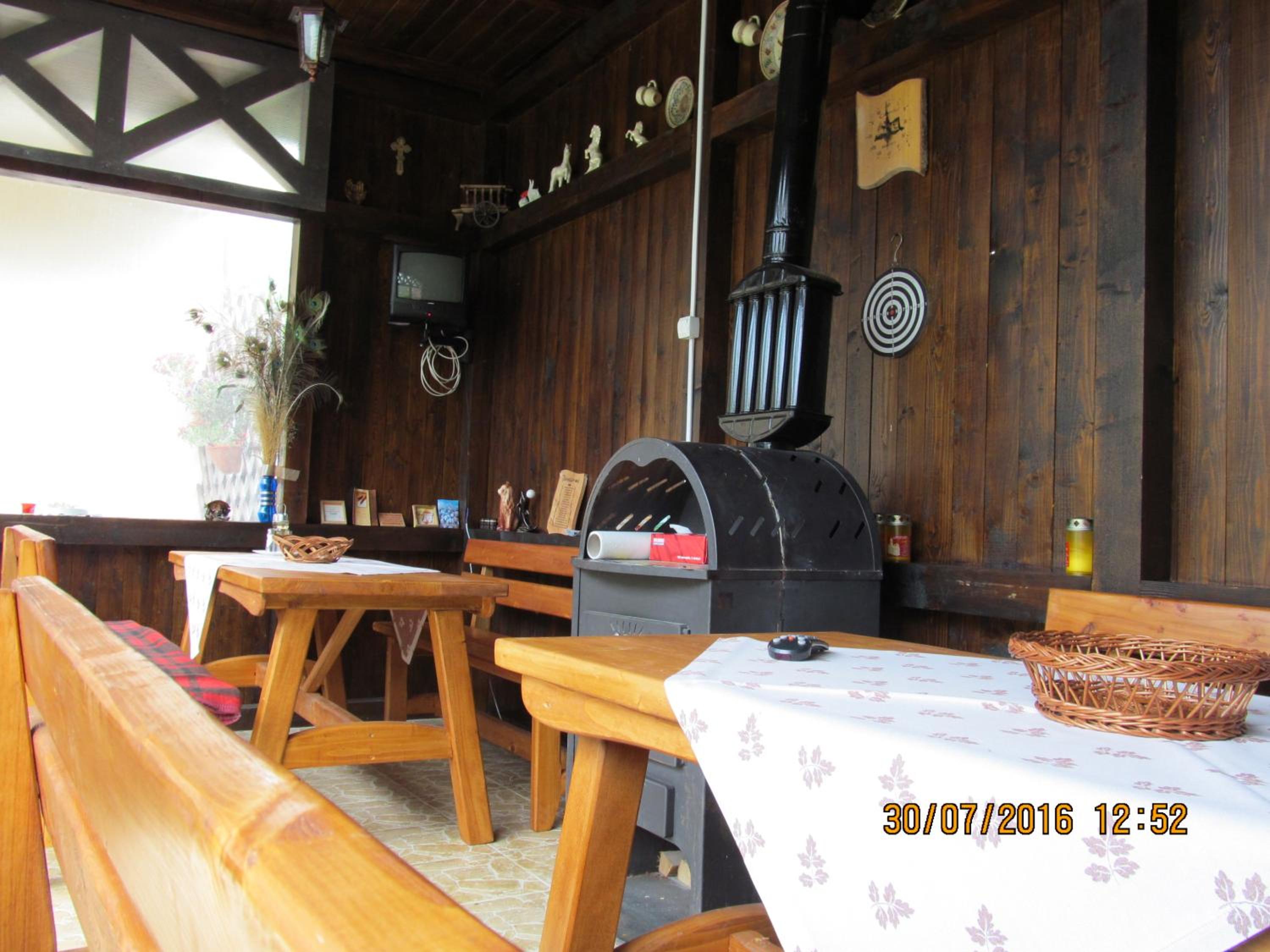 Double Room - Photo 7