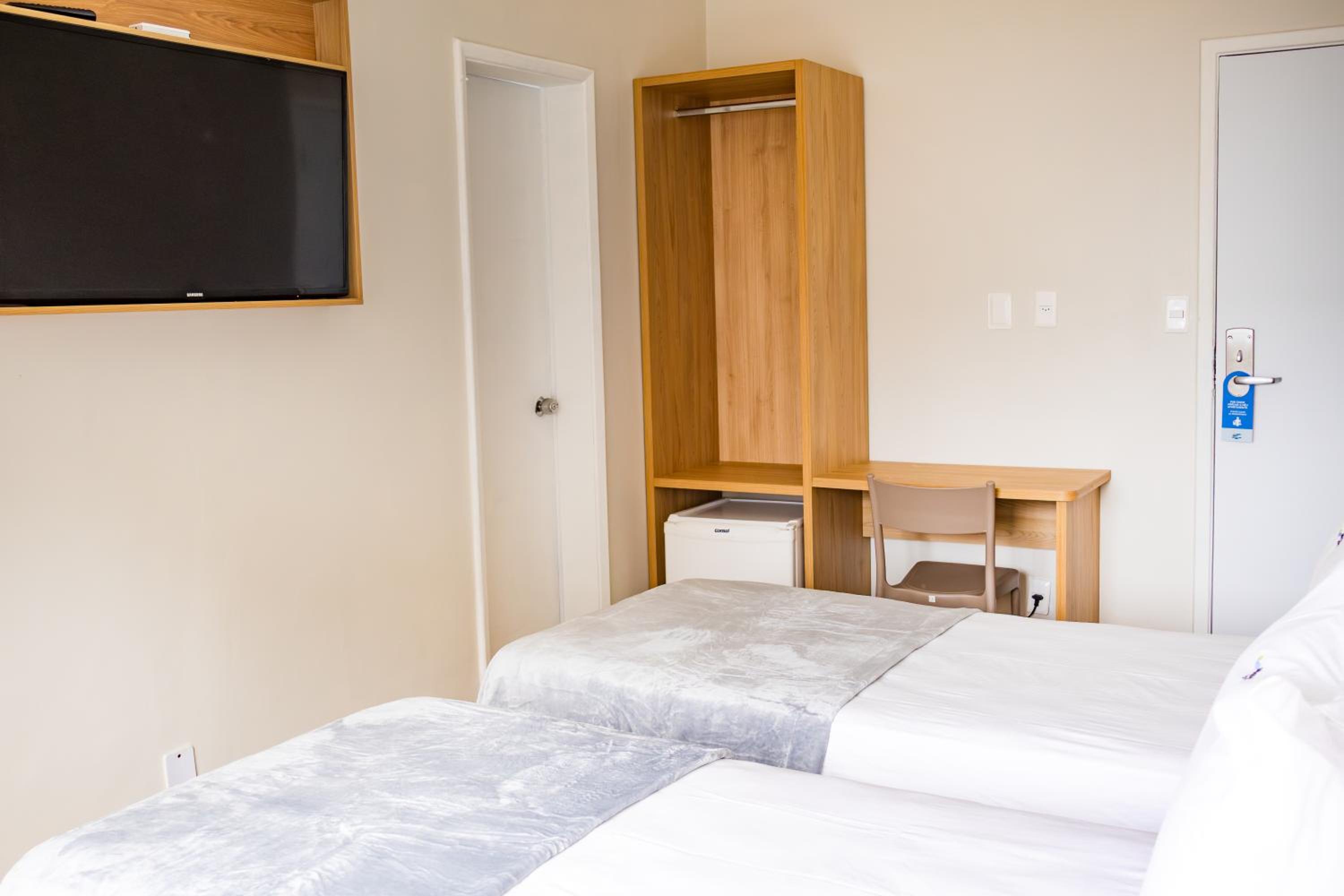 Standard Twin Room with Sea View photo 3
