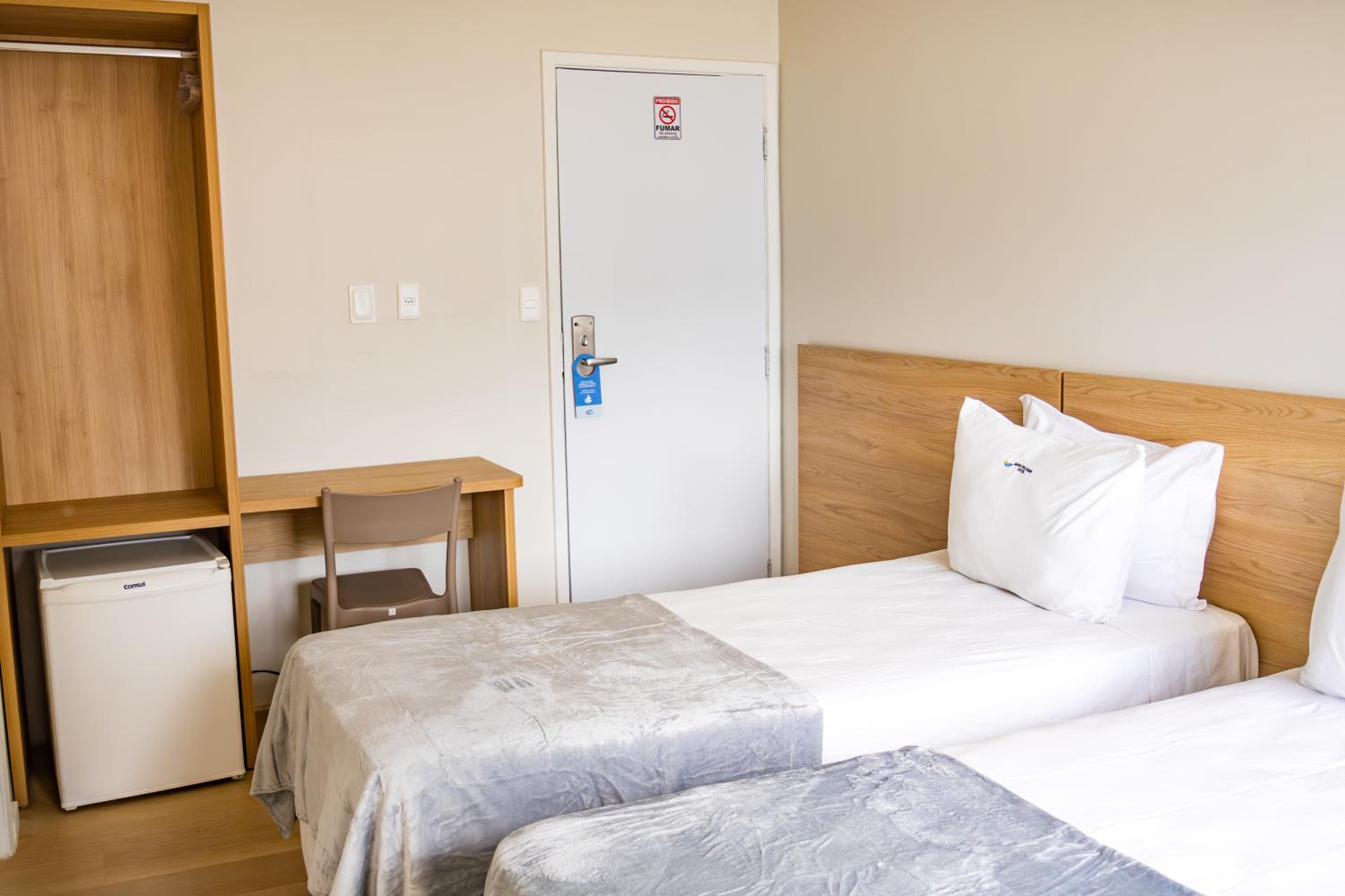 Standard Twin Room with Sea View photo 2