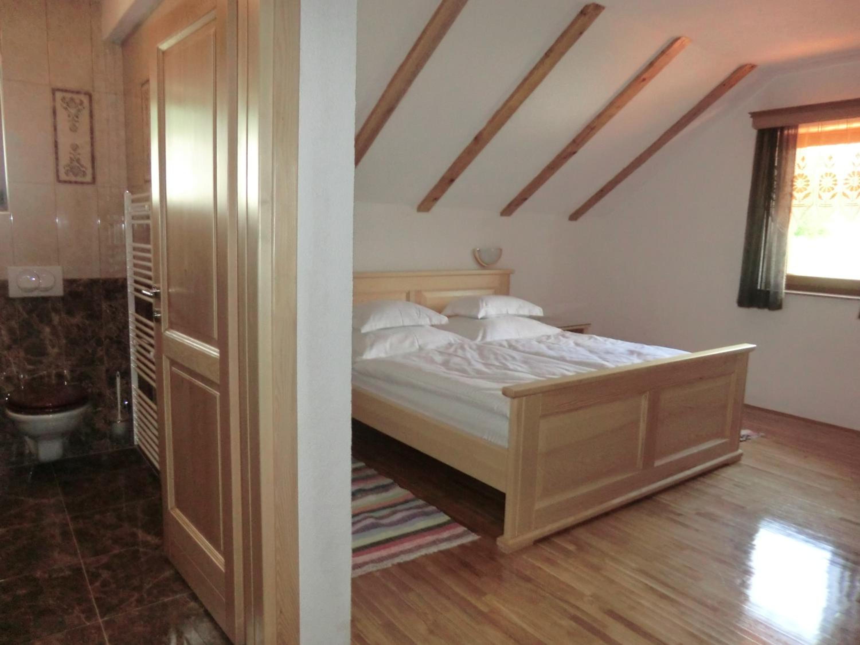 Double Room with Mountain View - Photo 4